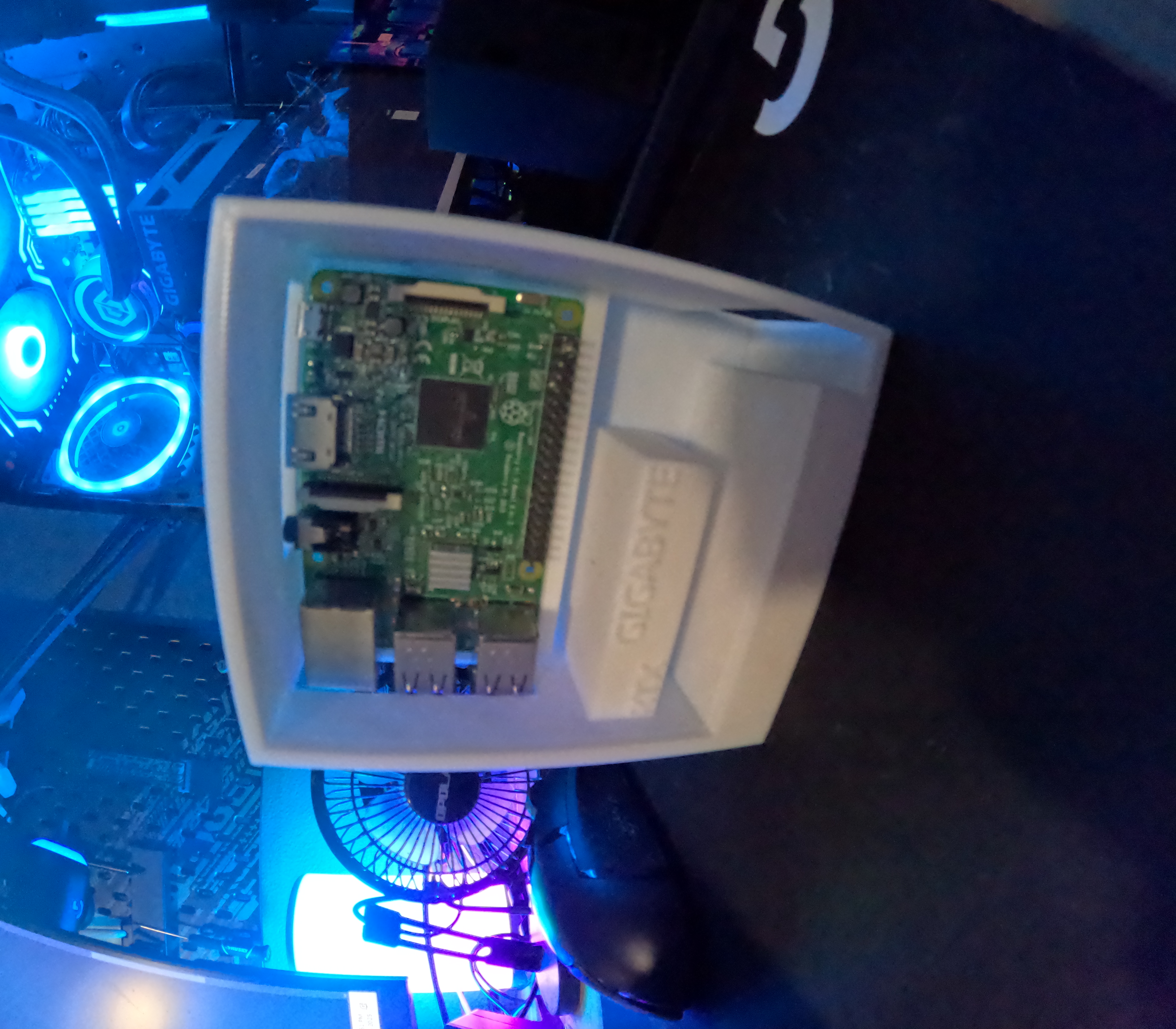 Raspberry pi 3 b pc case