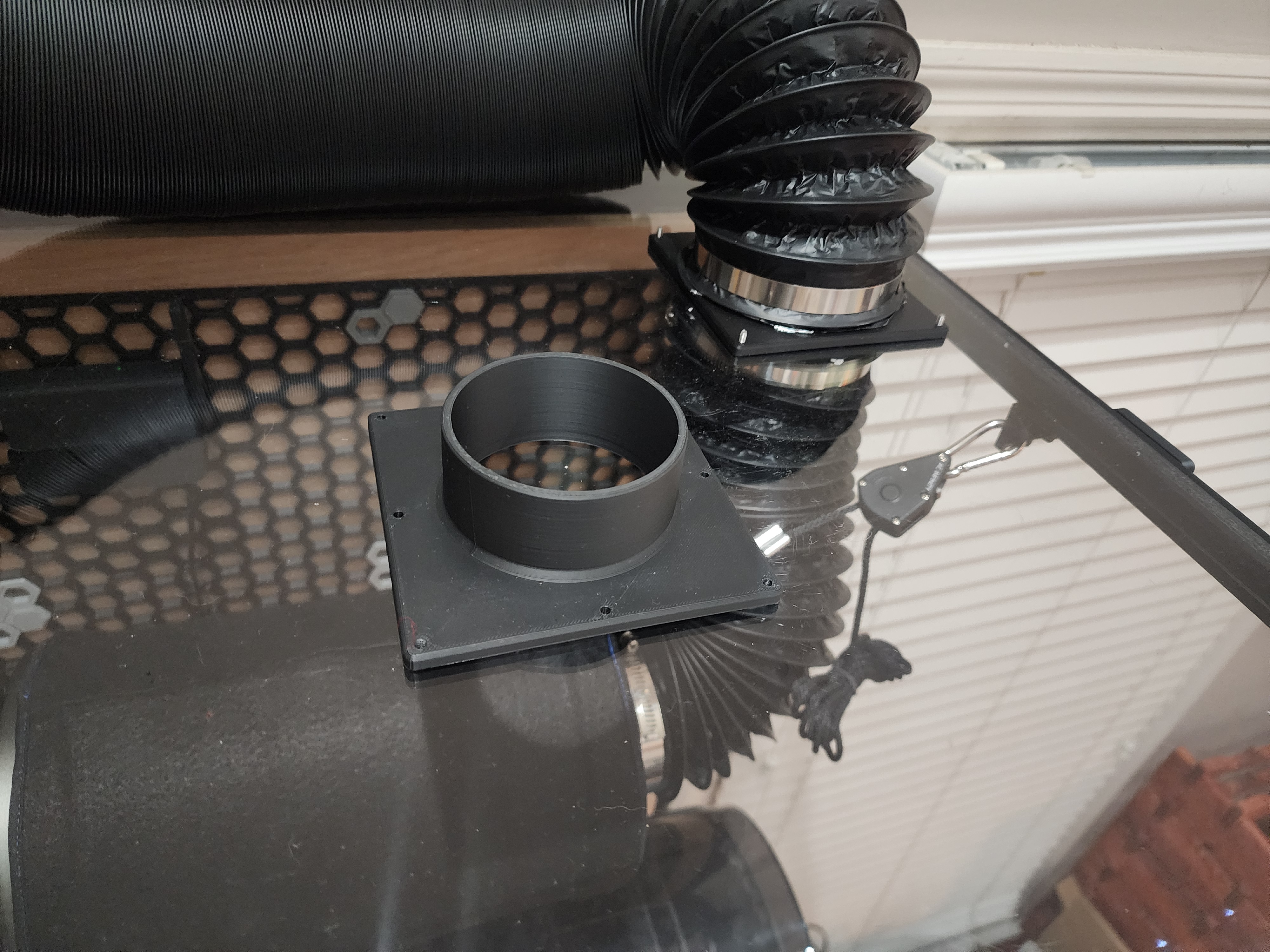 Passthru for 4" ducting