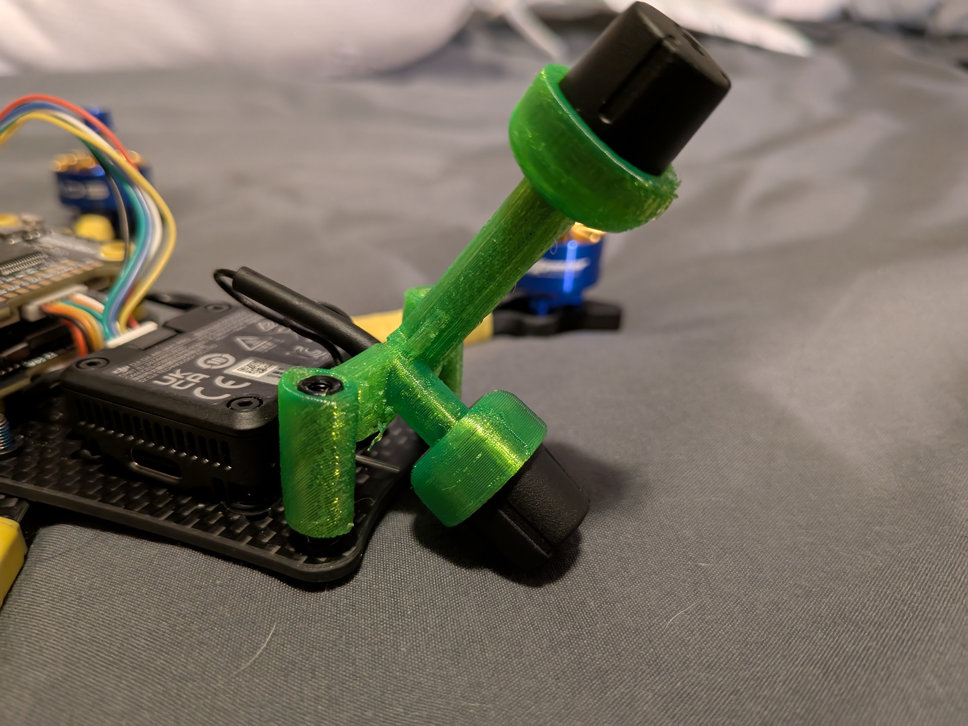 AOS 5 v5 - O4 Antenna Mount