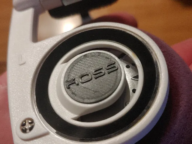 Koss Porta Pro Headband: circular disks with Koss letters