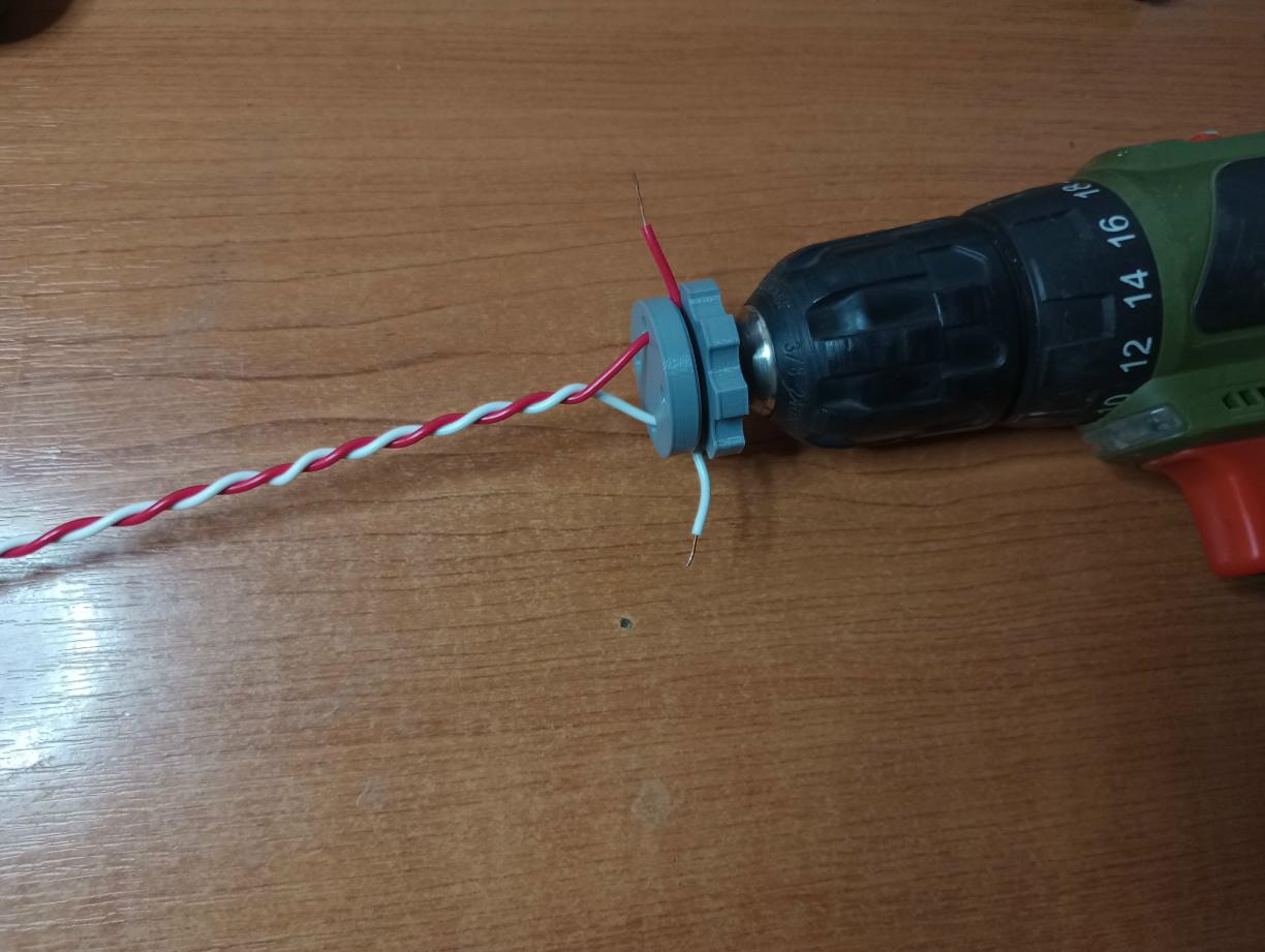 Wire  Twister