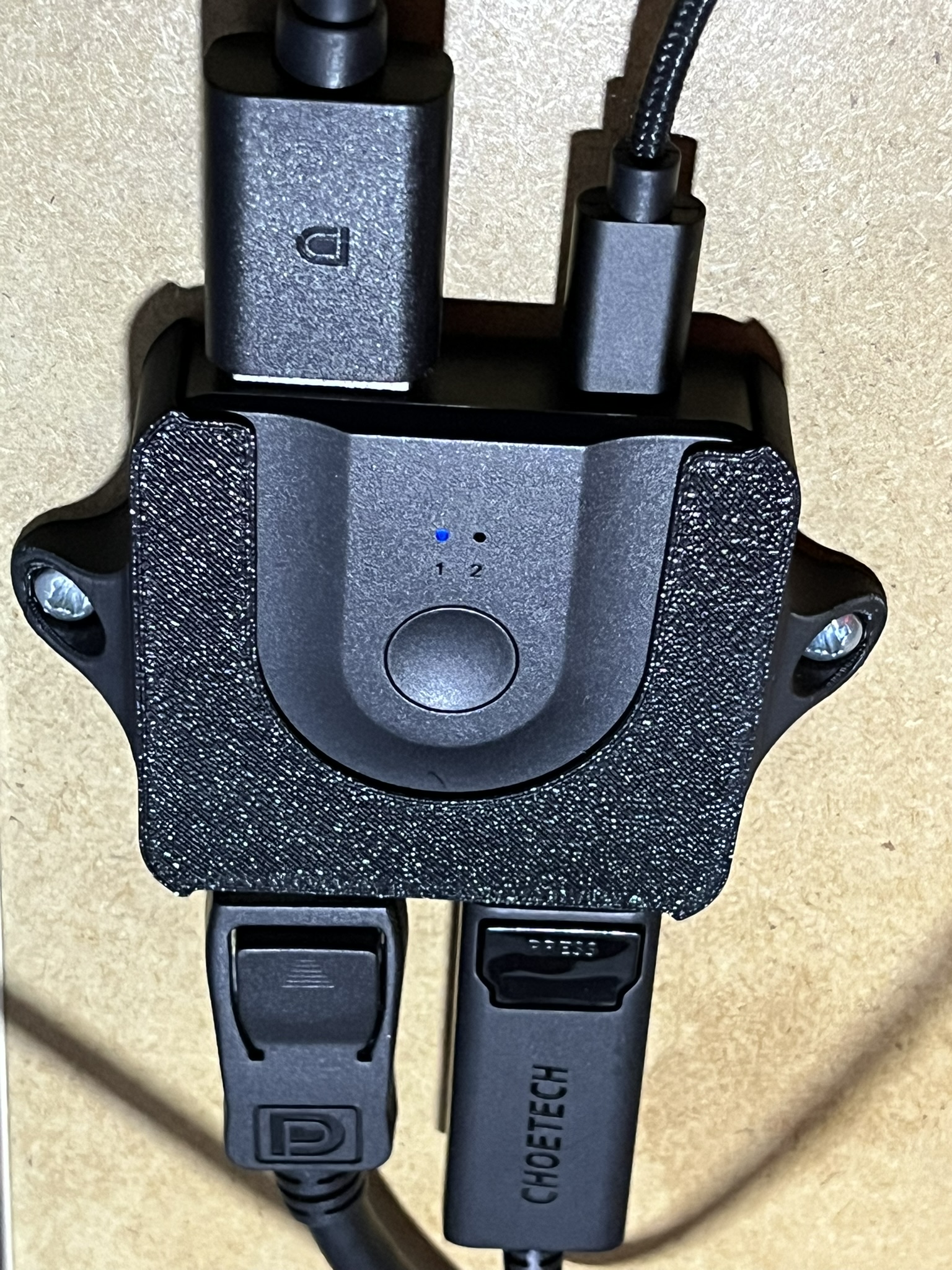 Ugreen DisplayPort/DP switch (CM430) mount