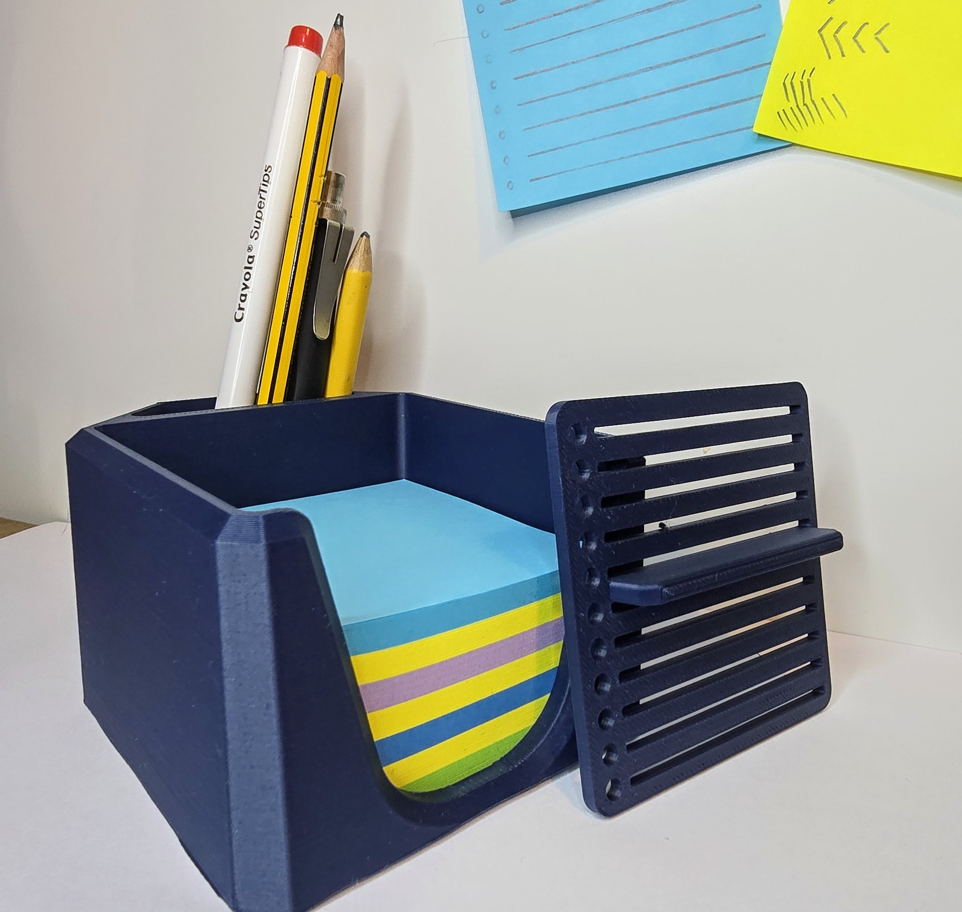 POST IT NOTE & PEN HOLDER