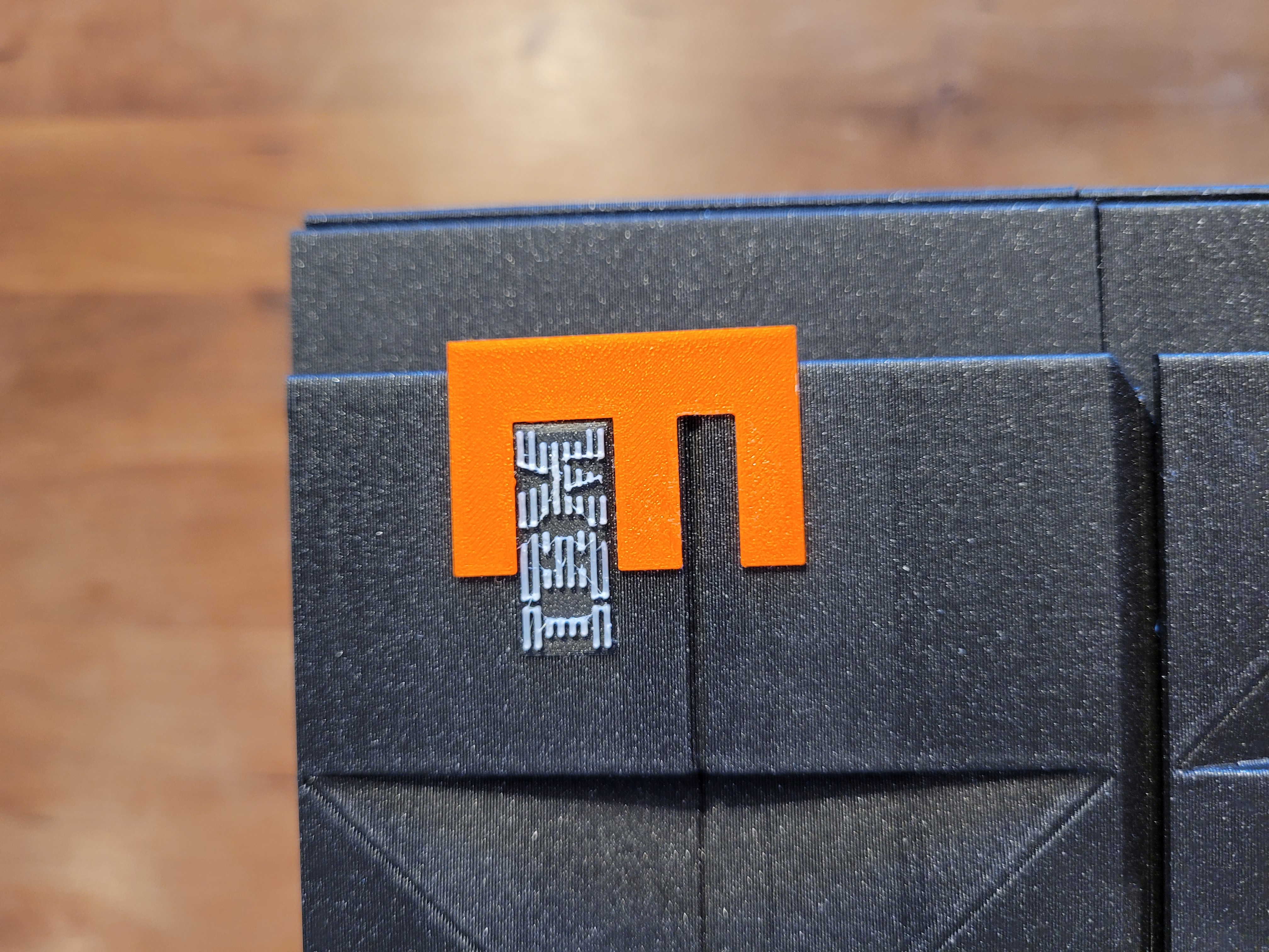 Mainframe z16 IBM Logo Plate