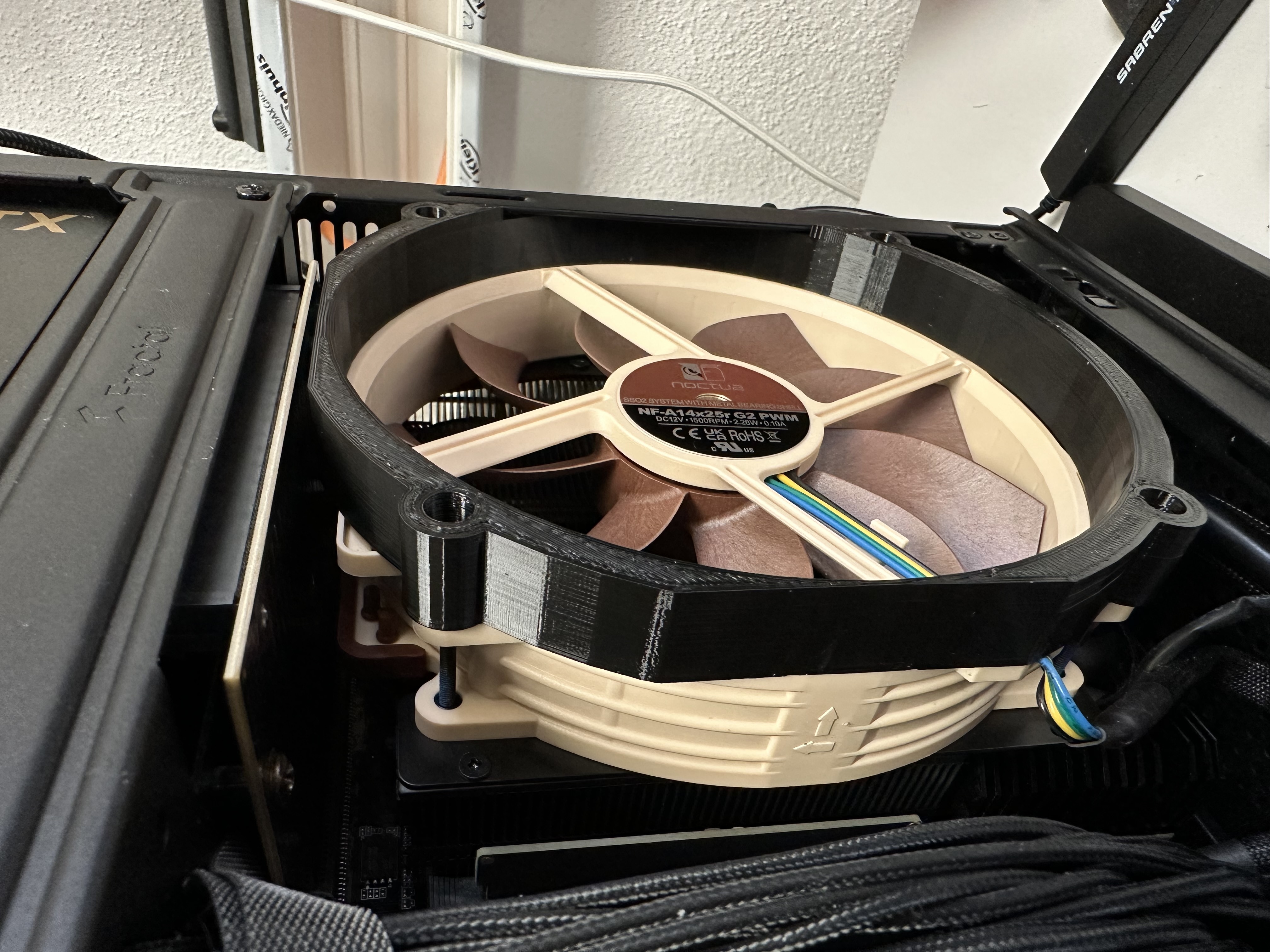 Fan duct for Noctua NF-A15 and NF-A14x25r on Minisforum BD790i and it's variants in Fractal Ridge case