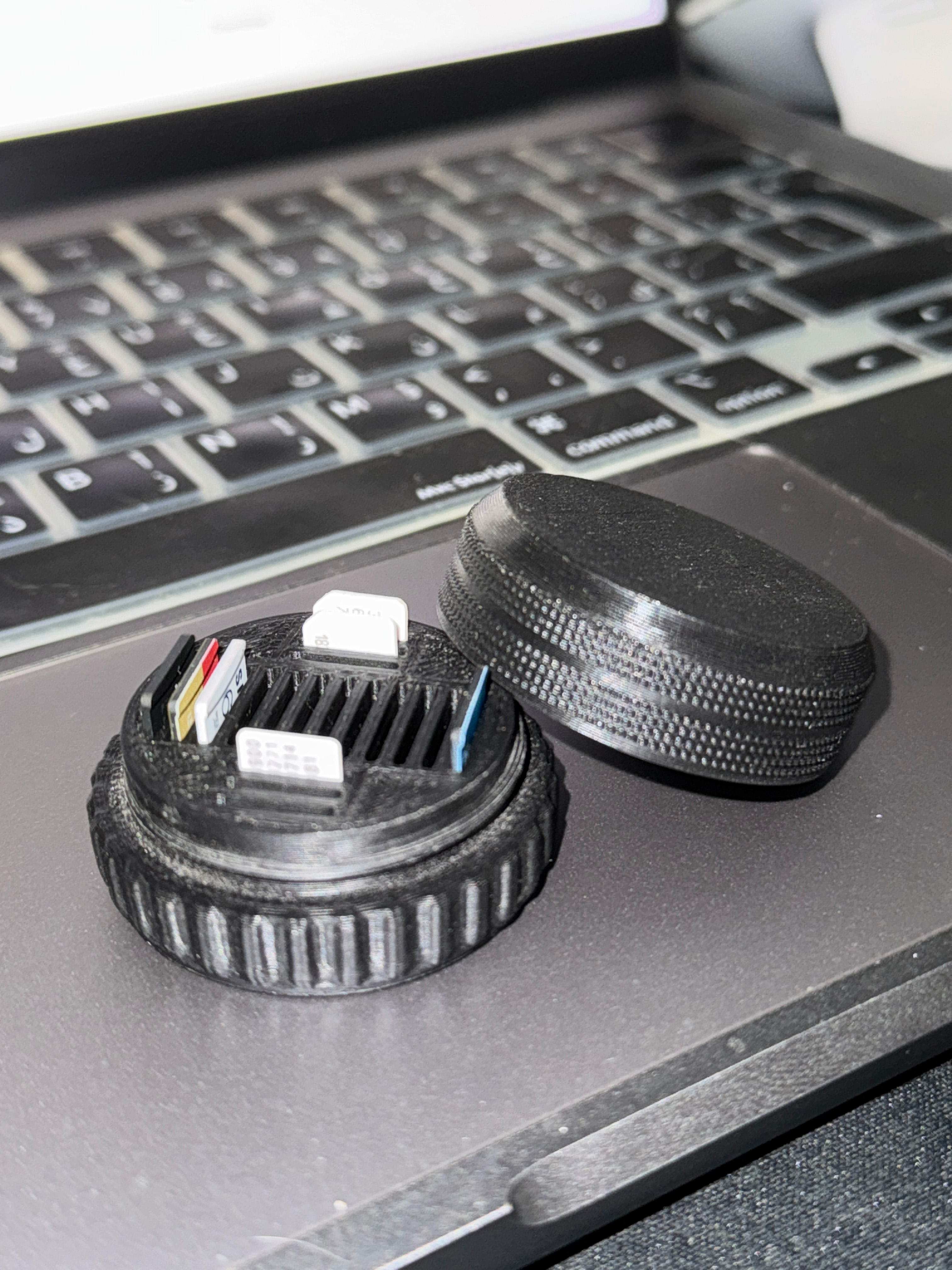 Case with 6 SIM card slots and 12 Micro SD card slots, featuring a secure screw cap and portable design
