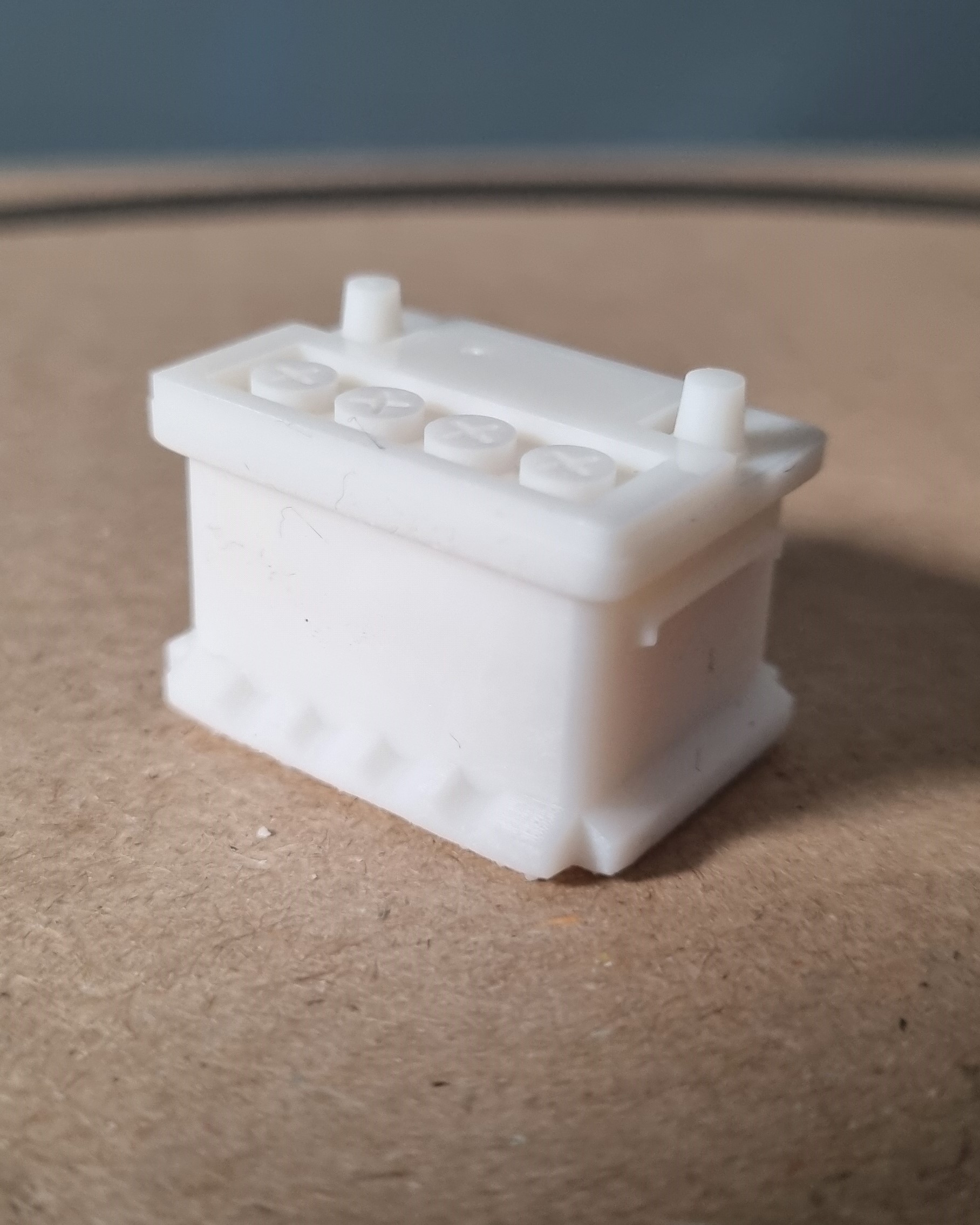 Small Rechargeable Battery - Rust — miniatura 4