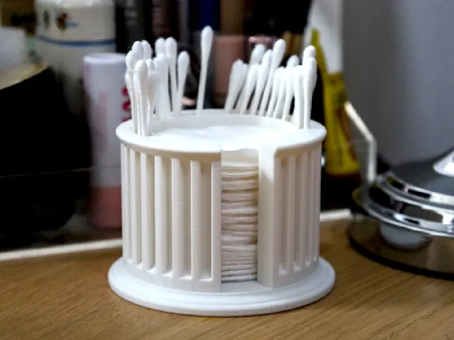 Greek cotton pads and cotton swabs pillar