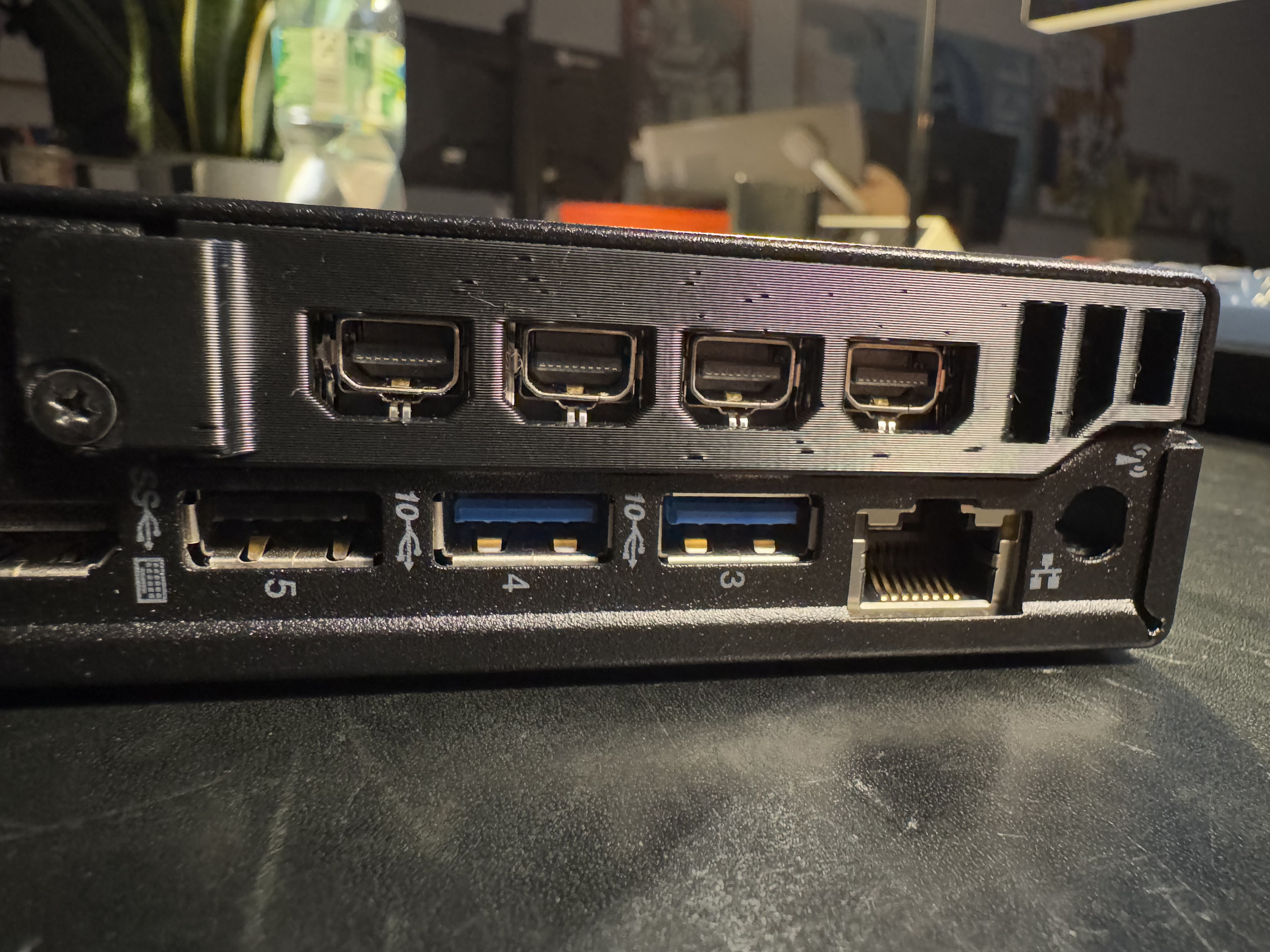 M720q/M920q NVIDIA T1000 back panel bracket
