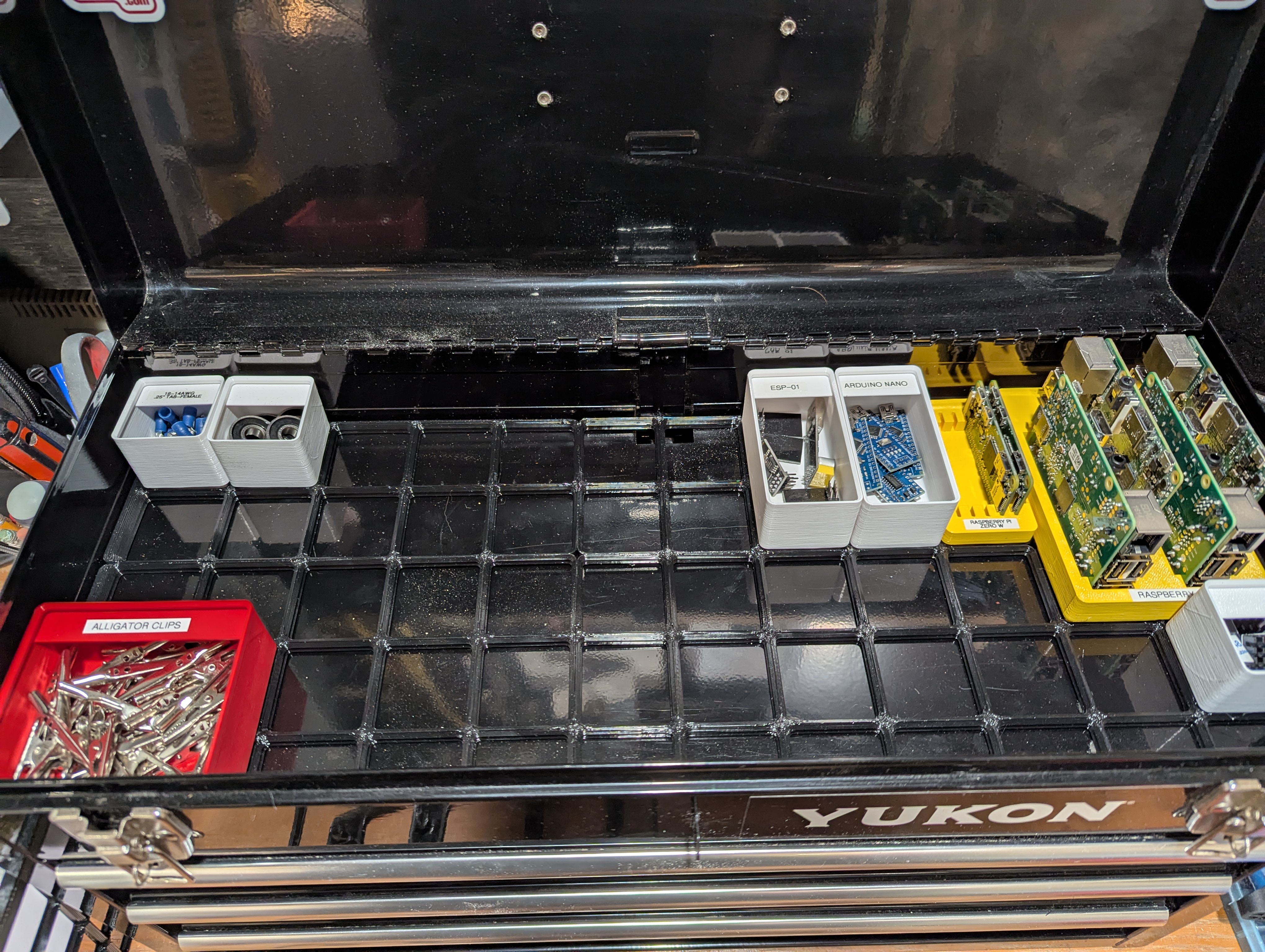 Gridfinity Baseplates for Yukon 20in. 3 Drawer Toolbox