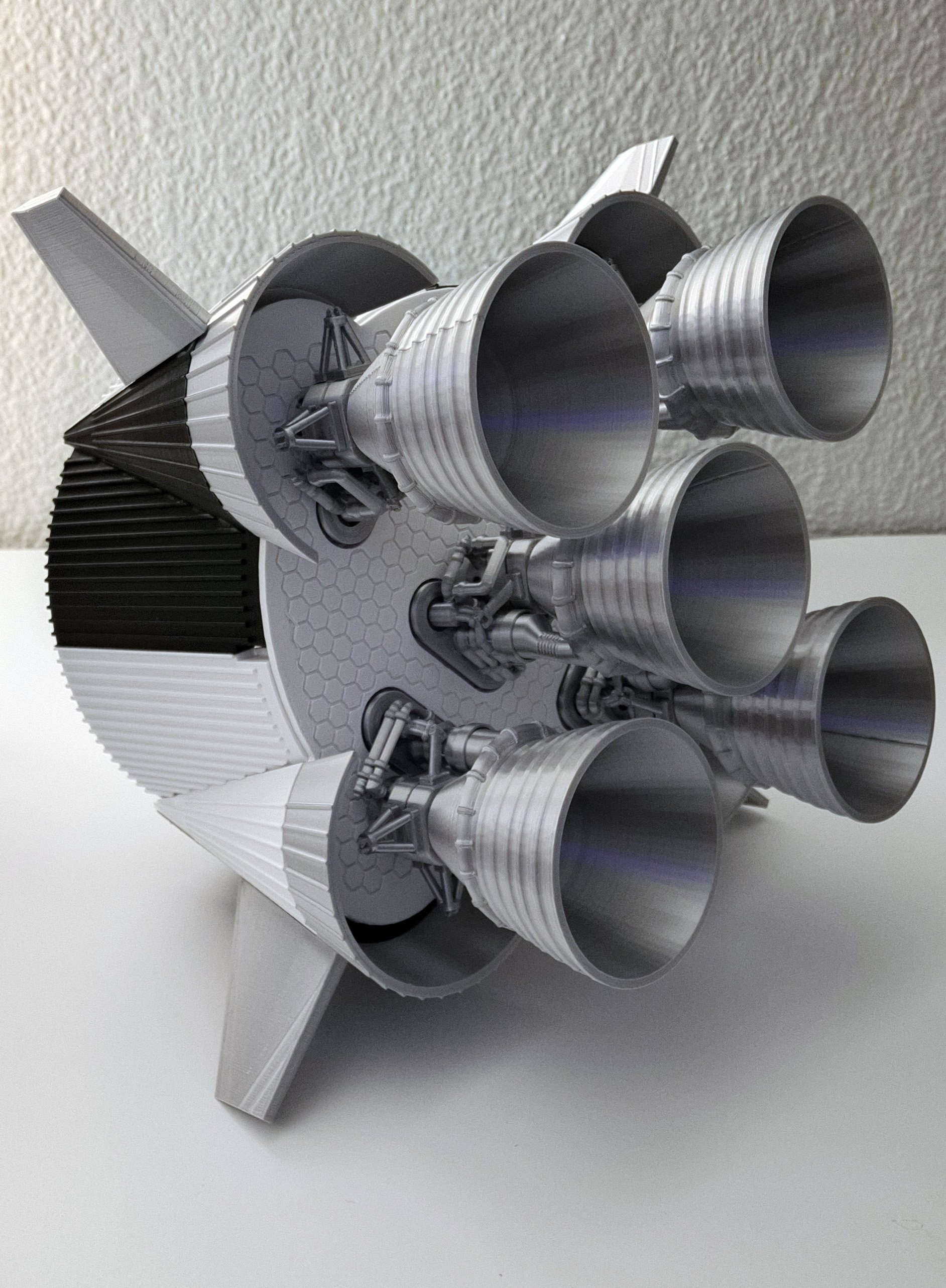 Saturn V F-1 Engines (Rocketdyne F1)