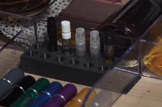Fragrance samples holder for Ikea Pax Komplement dividers