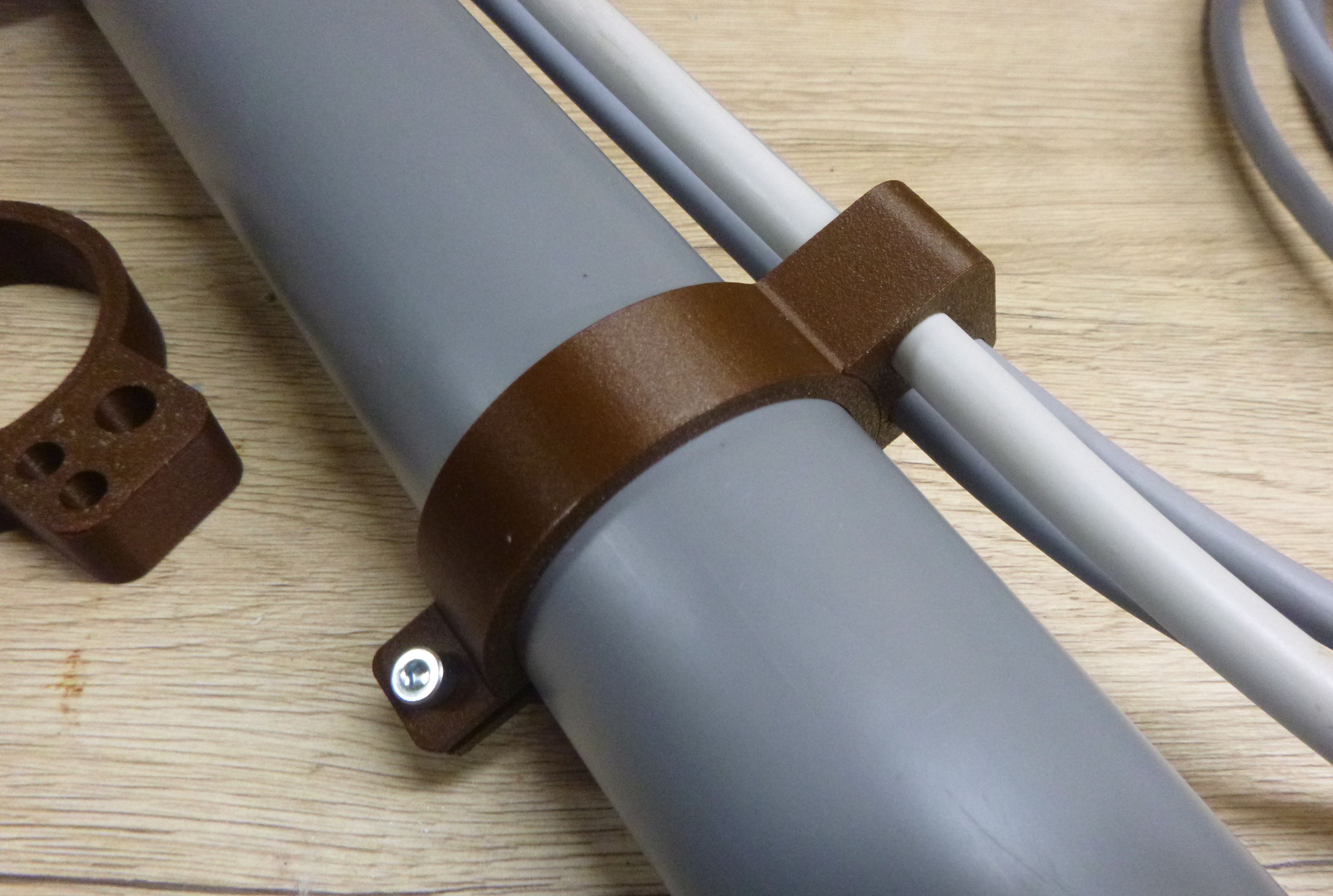 Schlauch Schelle Rohrschelle Cableclip Kabelschelle für HT50 Rohr / Pipe / Tube zu Blastgate s