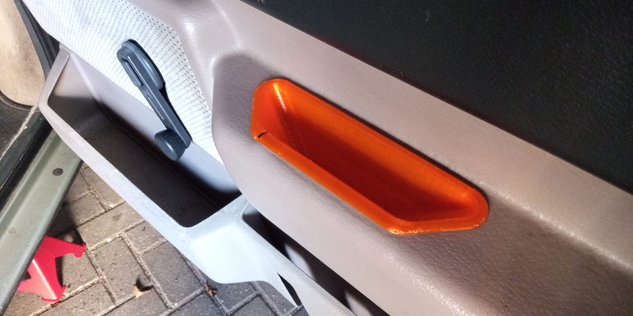 Volvo 340 interior door handle