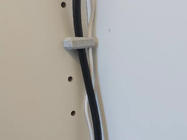 Pax cabel holder