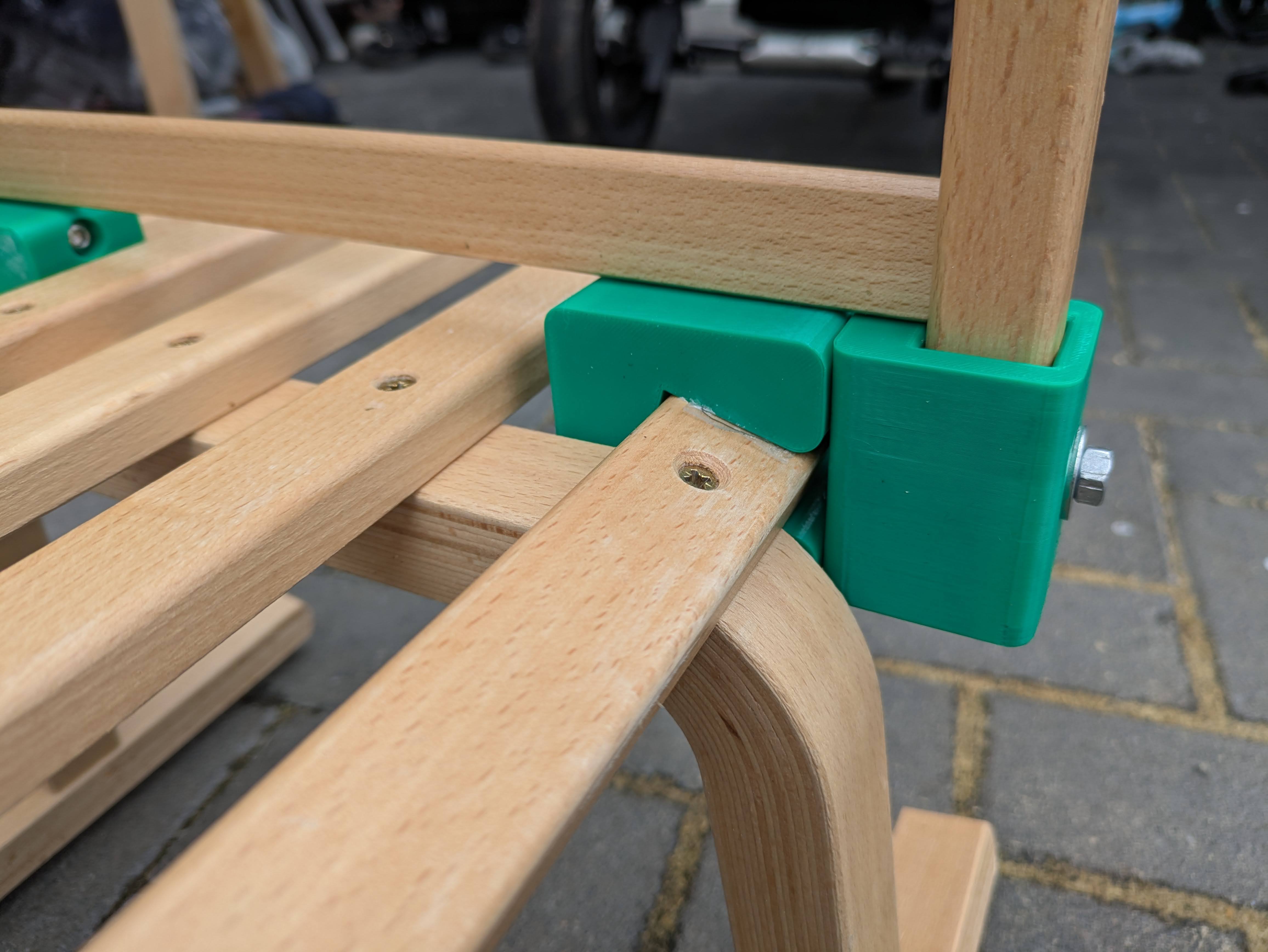 Adapter for wooden sleigh