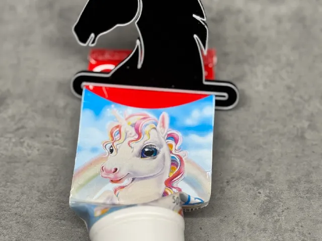 Horse tooth paste squeezer