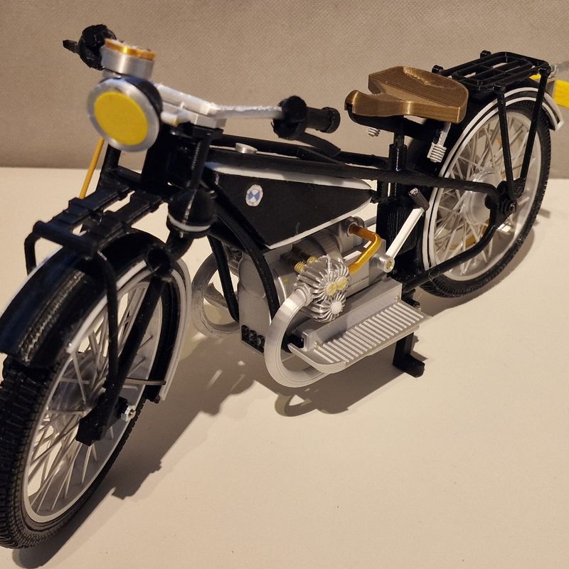 BMW R32 motorcycle year 1925 scale 1:6,5 Designer Ed van der