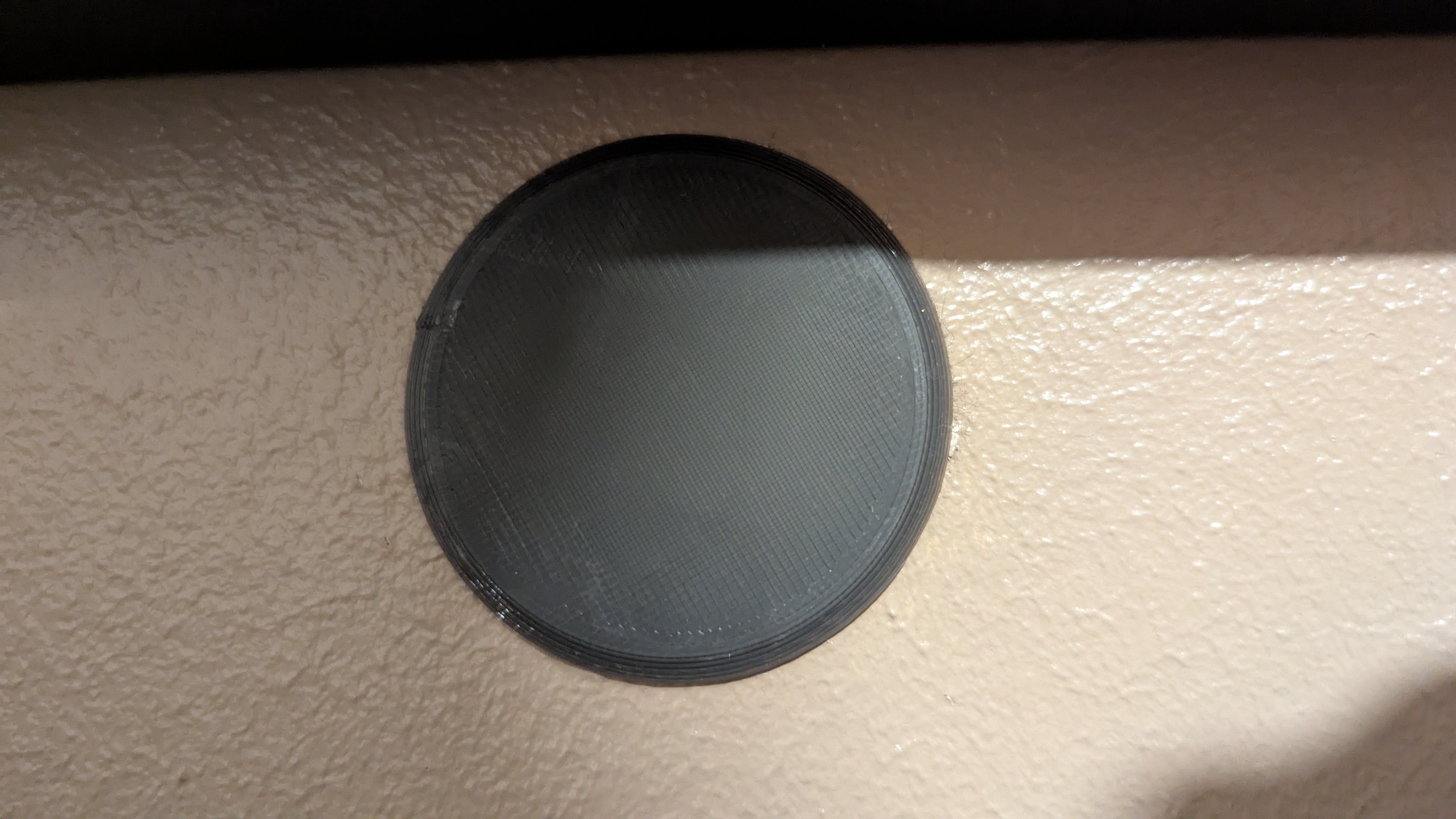 Gipskartonplatte Loch Abdeckung 50-51mm Durchmesser - Plasterboard hole cover 50-51mm diameter