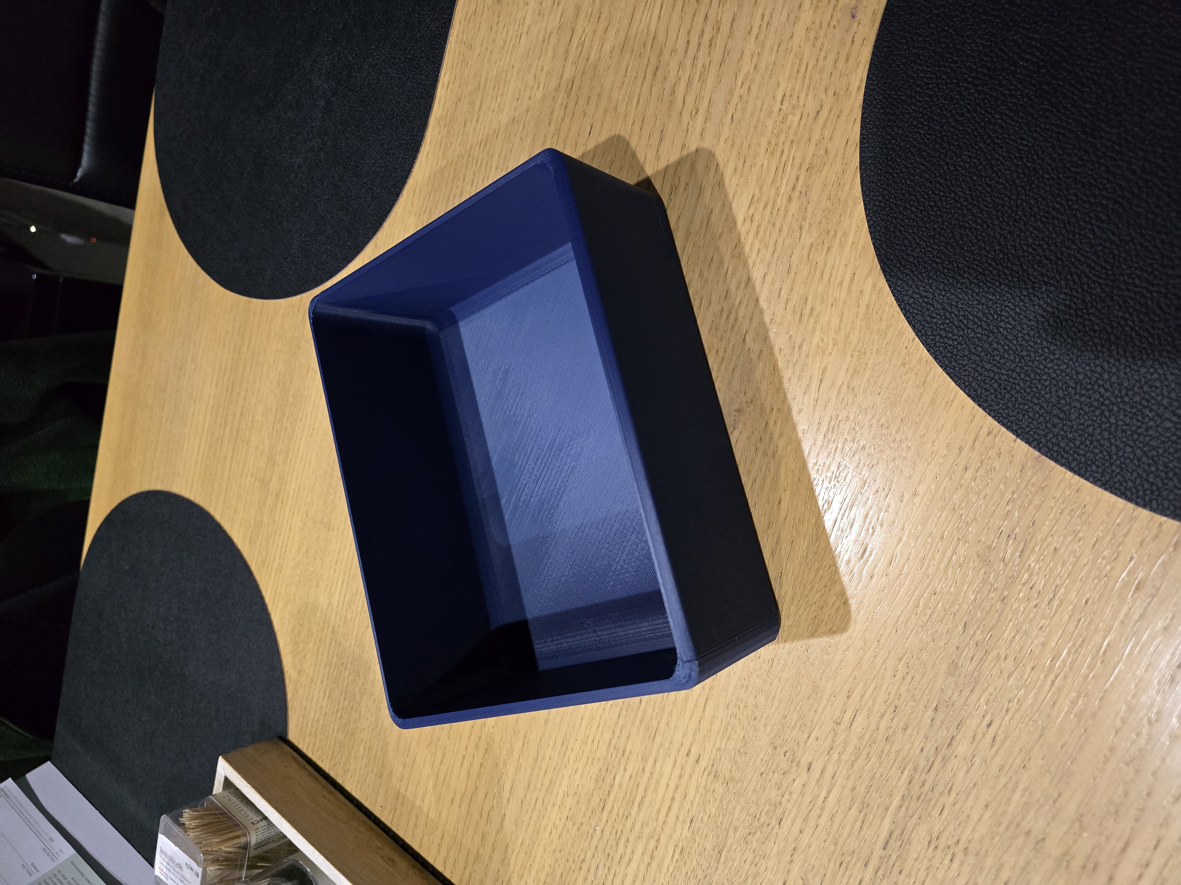 Storage box with rounded corners