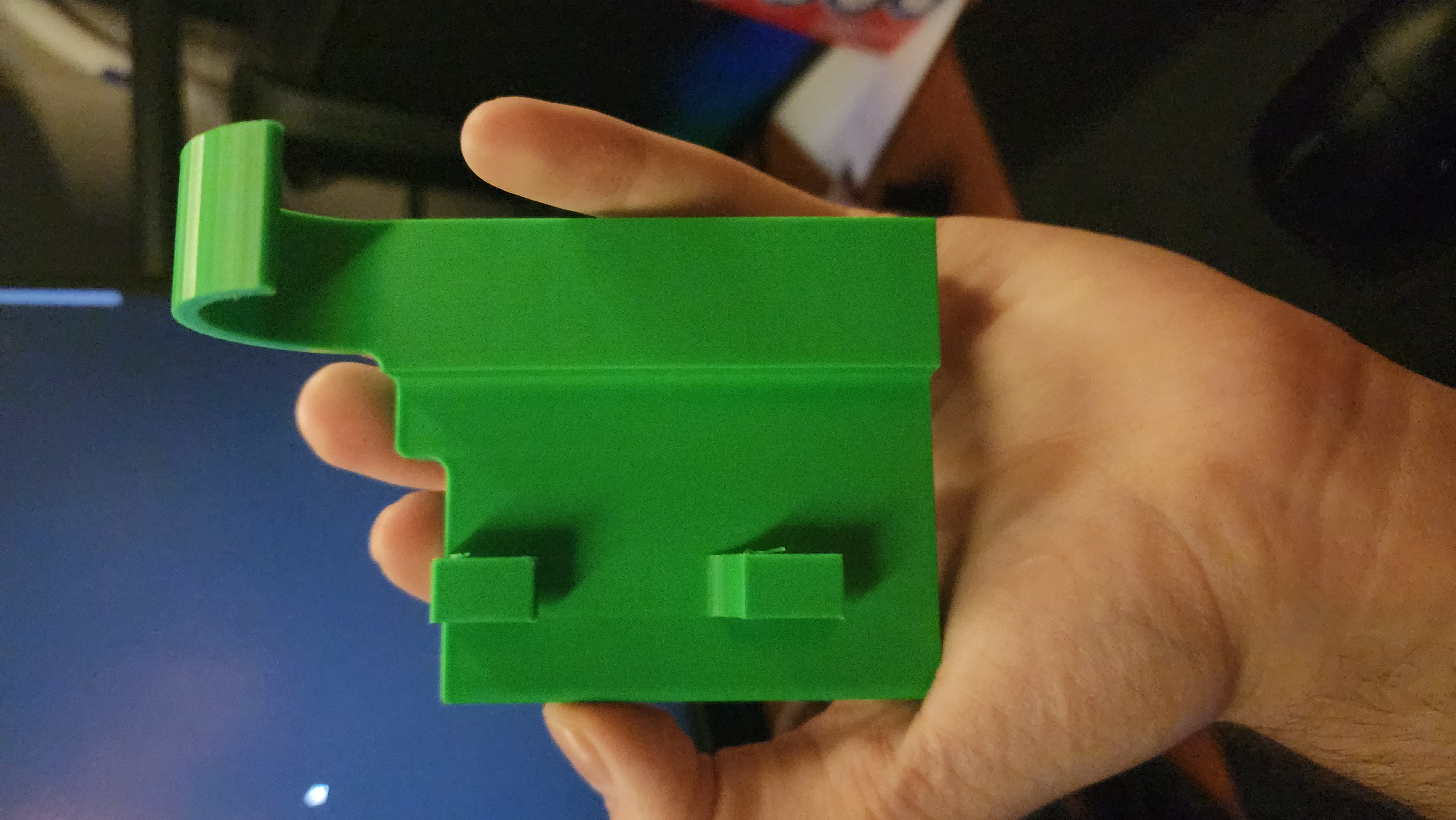 Miniatura 2 do modelo 3D Modular Hook for SDSMT Dorm Beds