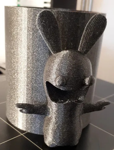 Pot à crayon lapin crétin