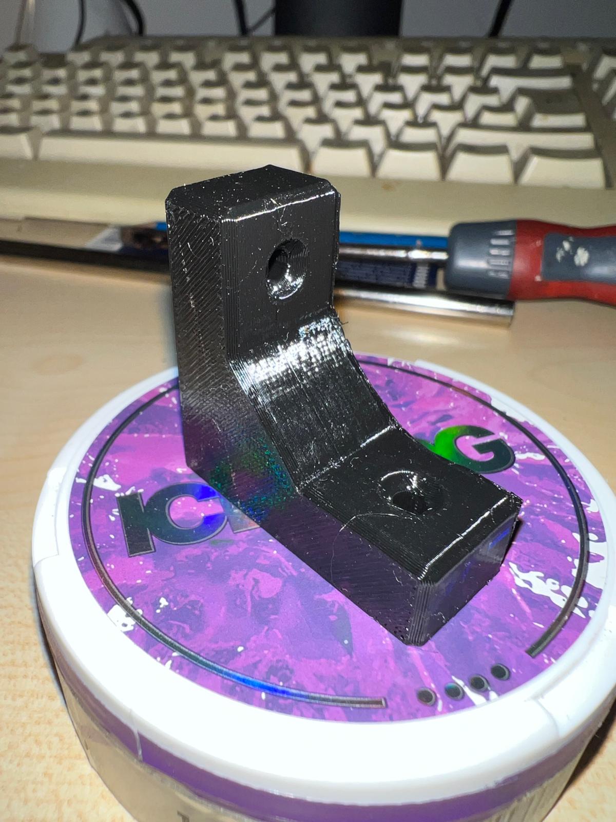 90 degrees Bracket Angle PARAMETRIC