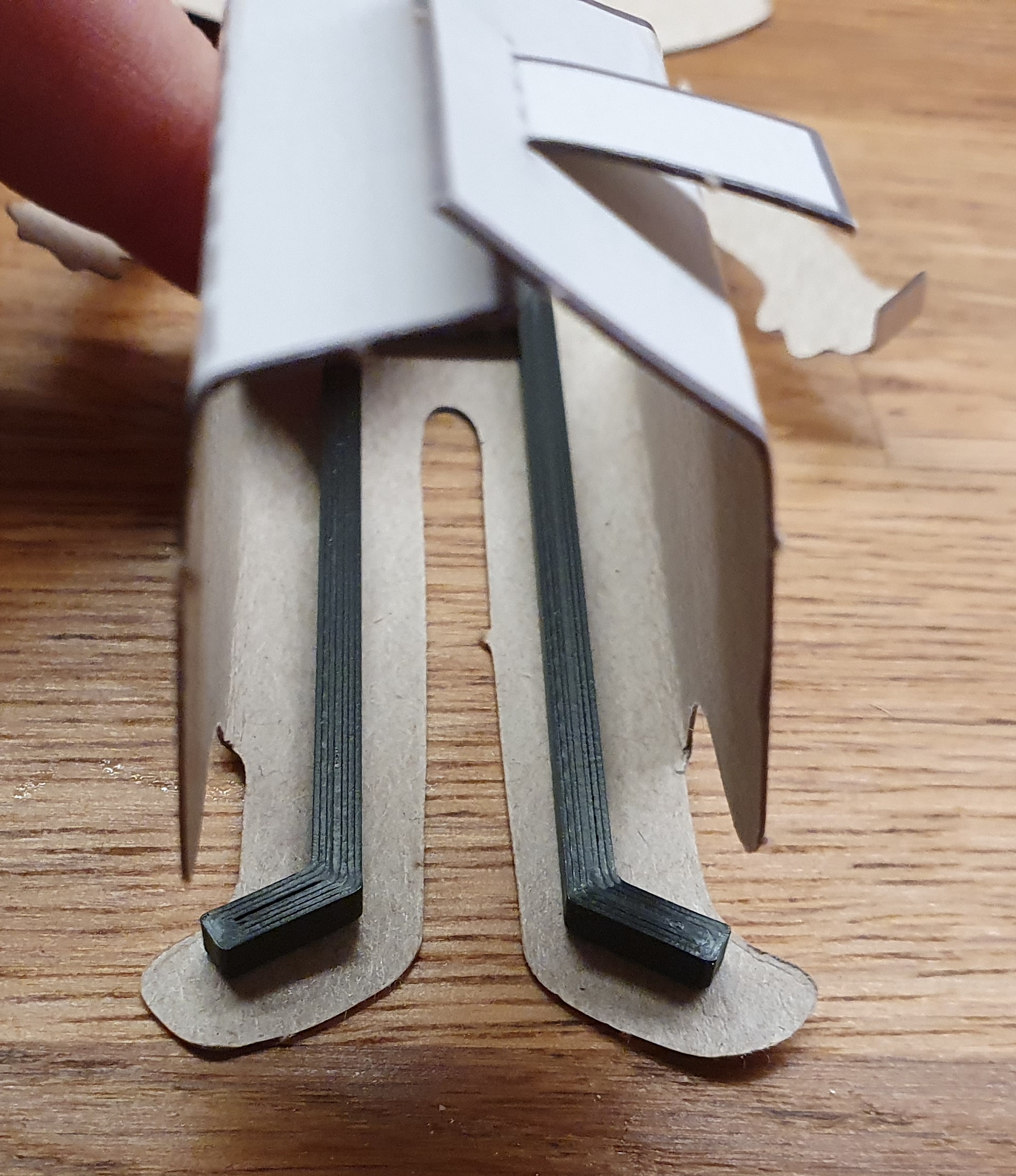 Paper dressing doll reinforcement