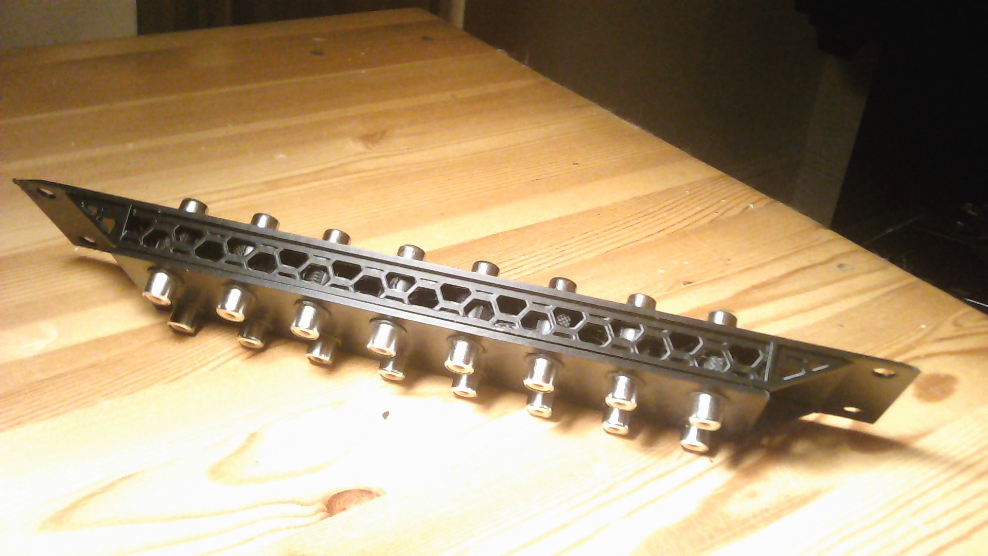 RCA patchbay for 10 inch rack — miniatura 5