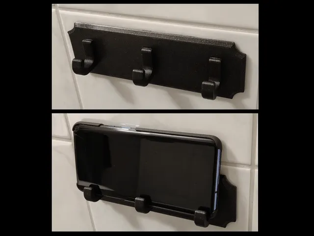 Hanger / Sneaky phone holder