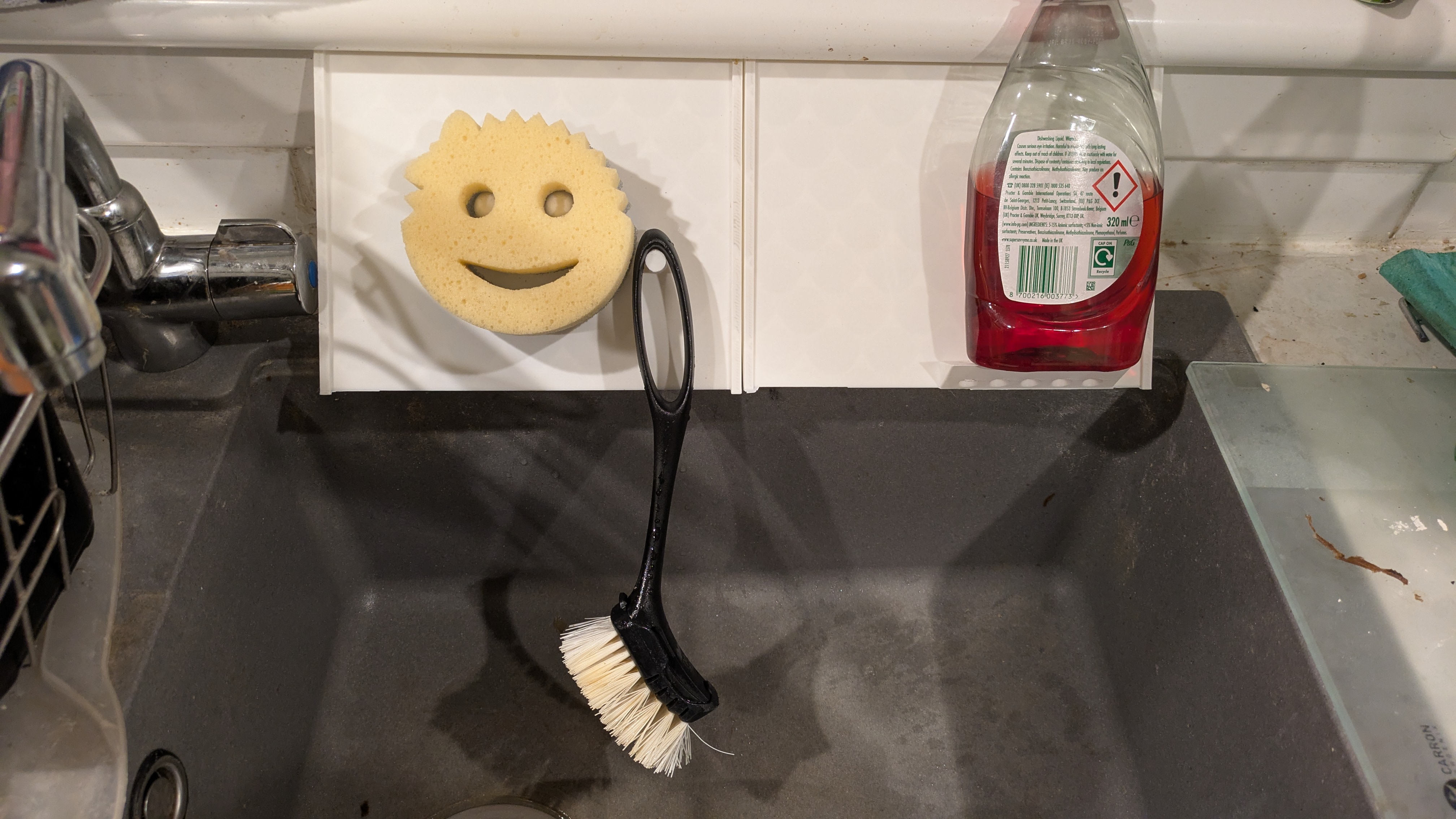 Sink Back splashback utility