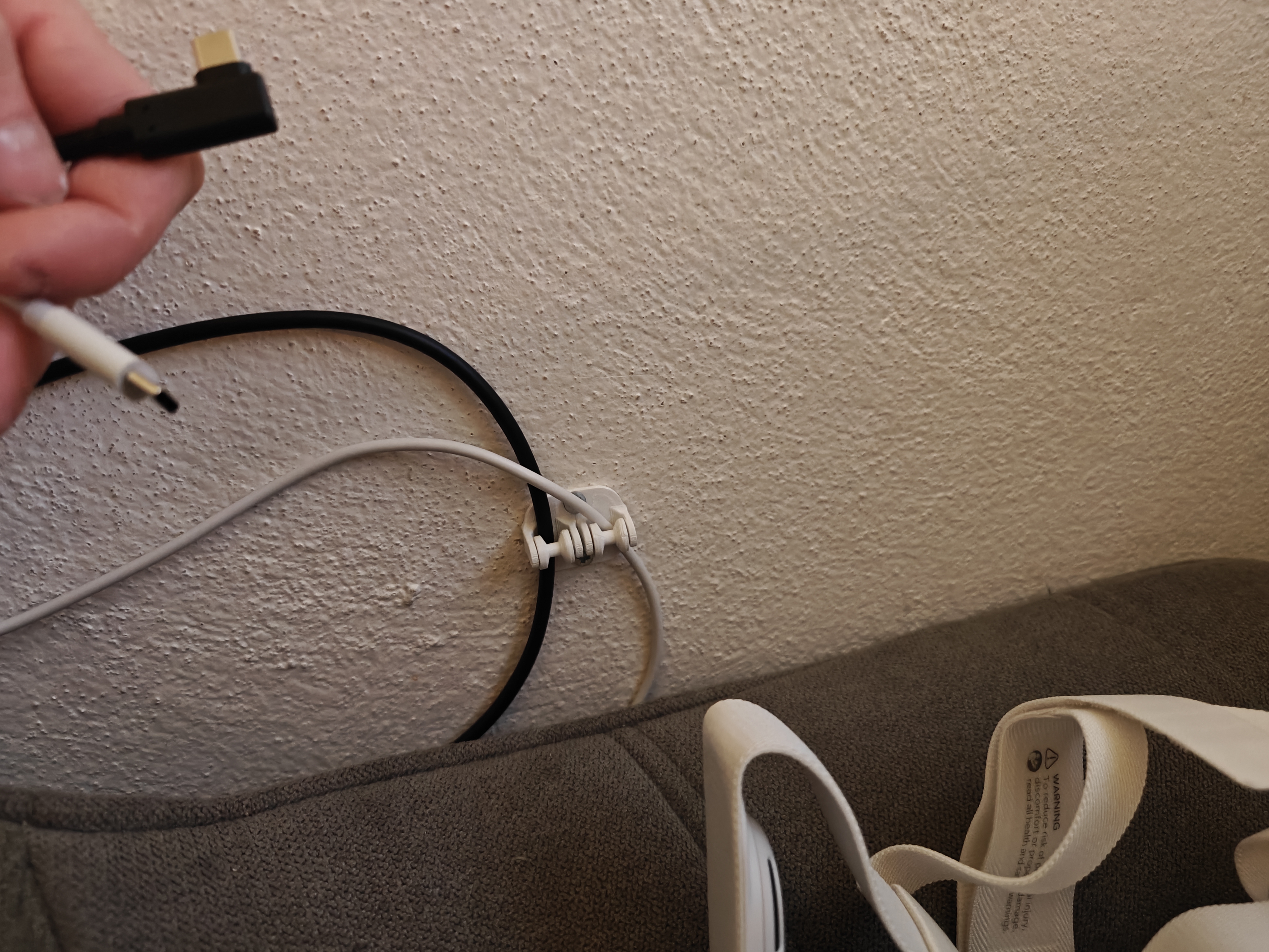 Miniatura 5 do modelo 3D Cable holder with auxiliary rollers