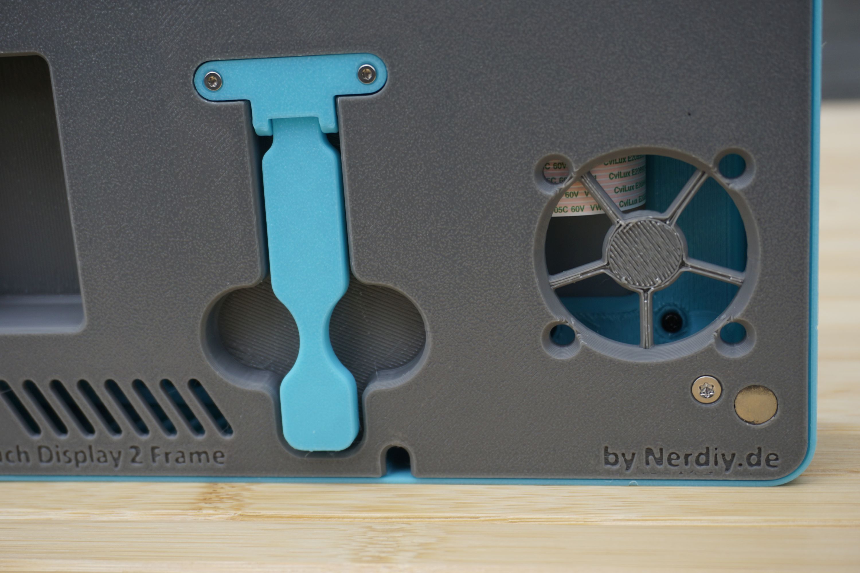 Raspberry Pi 7" Touch Display 2 Frame for RaspberryPi 4 - Horizontal by Nerdiy.de — miniatura 16
