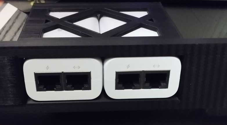 ESRack 1U - Module - 2x Ubiquiti UniFi PoE AF