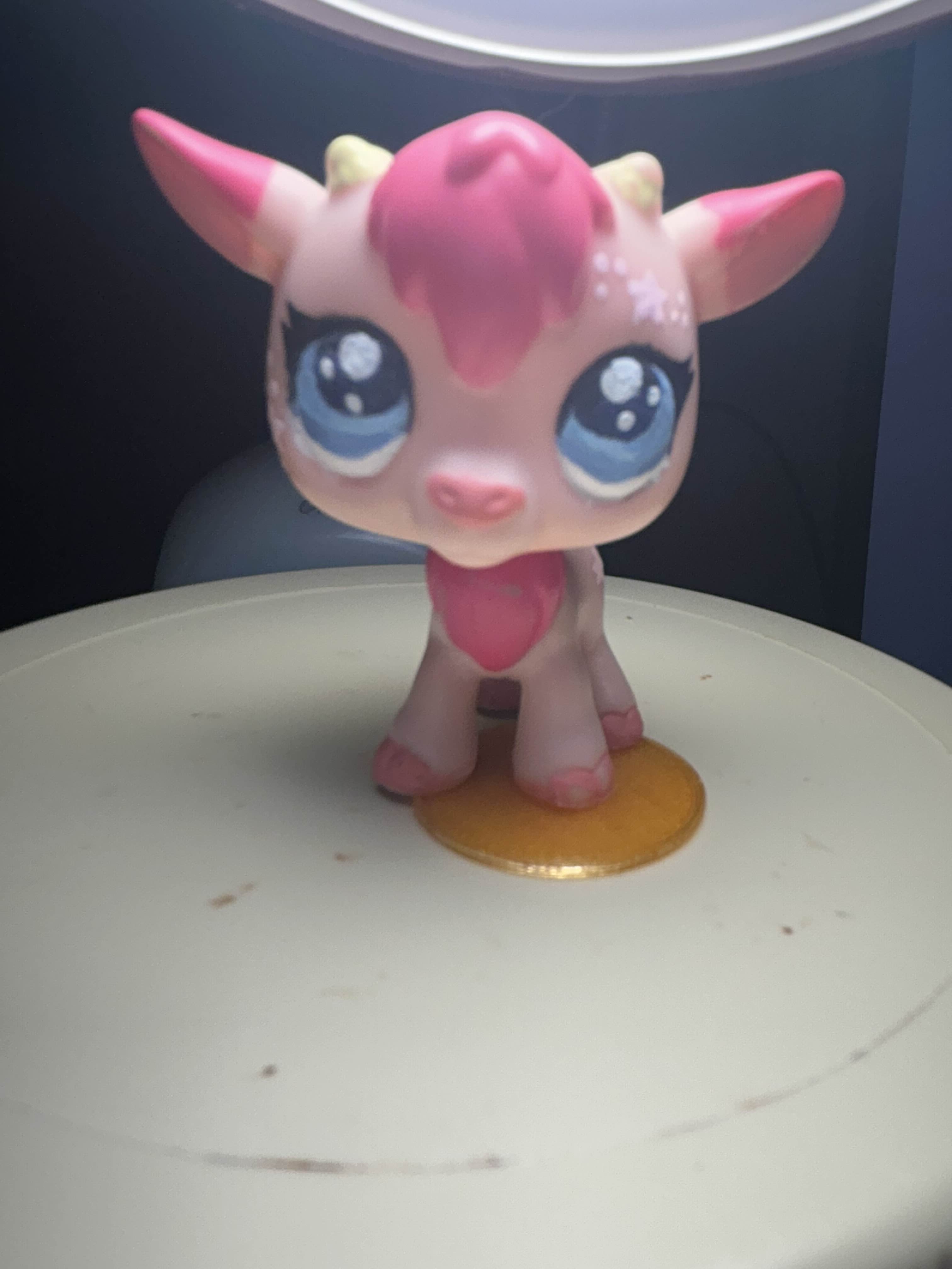 Littlest Pet Shop Peg stand