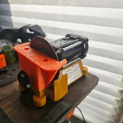 Sanding table for mini circular saw