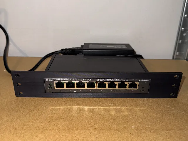 10" Switch Rack Mount (TL-SG108PE)