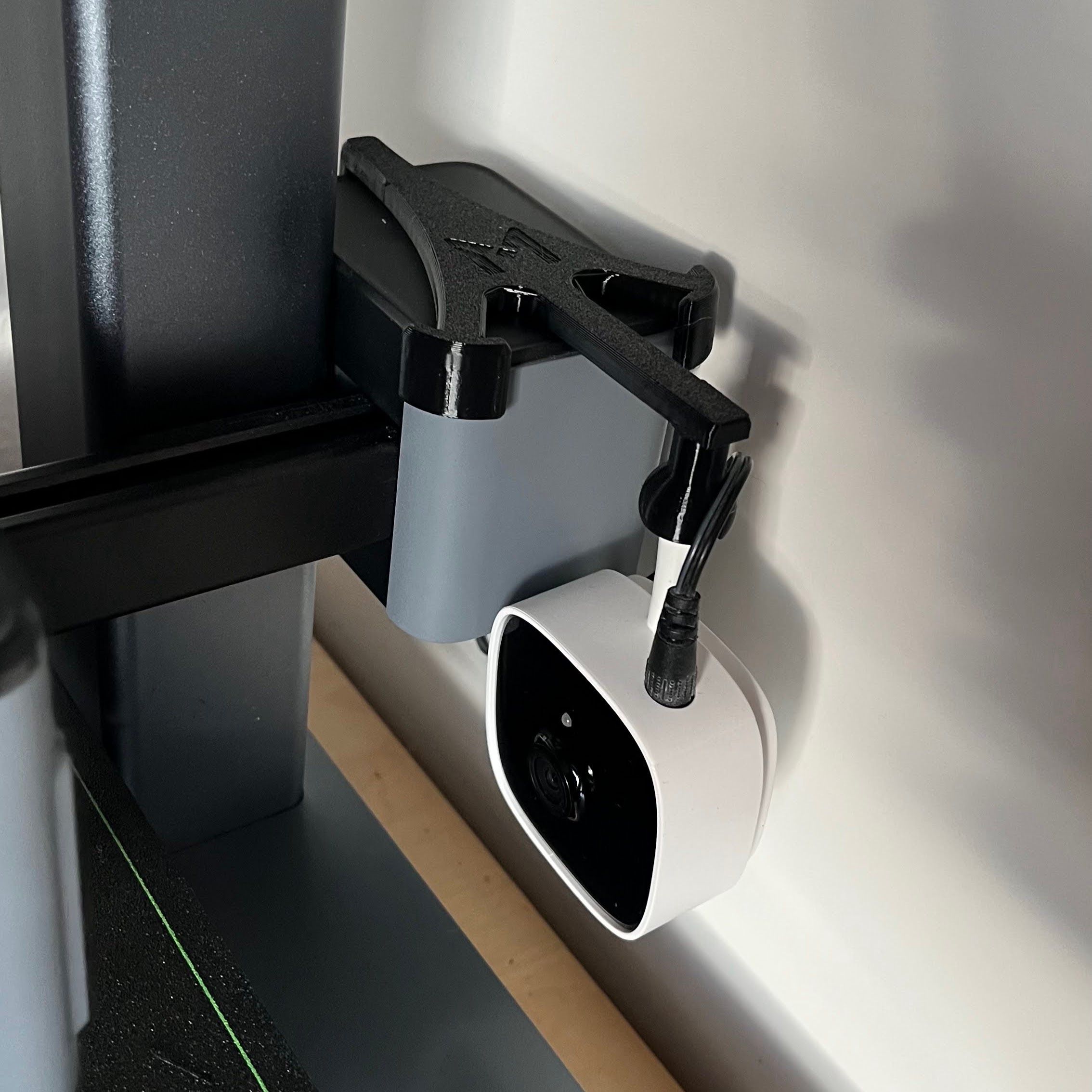 Tapo C100 / C110 Mount for AnkerMake M5C – High & Low Views