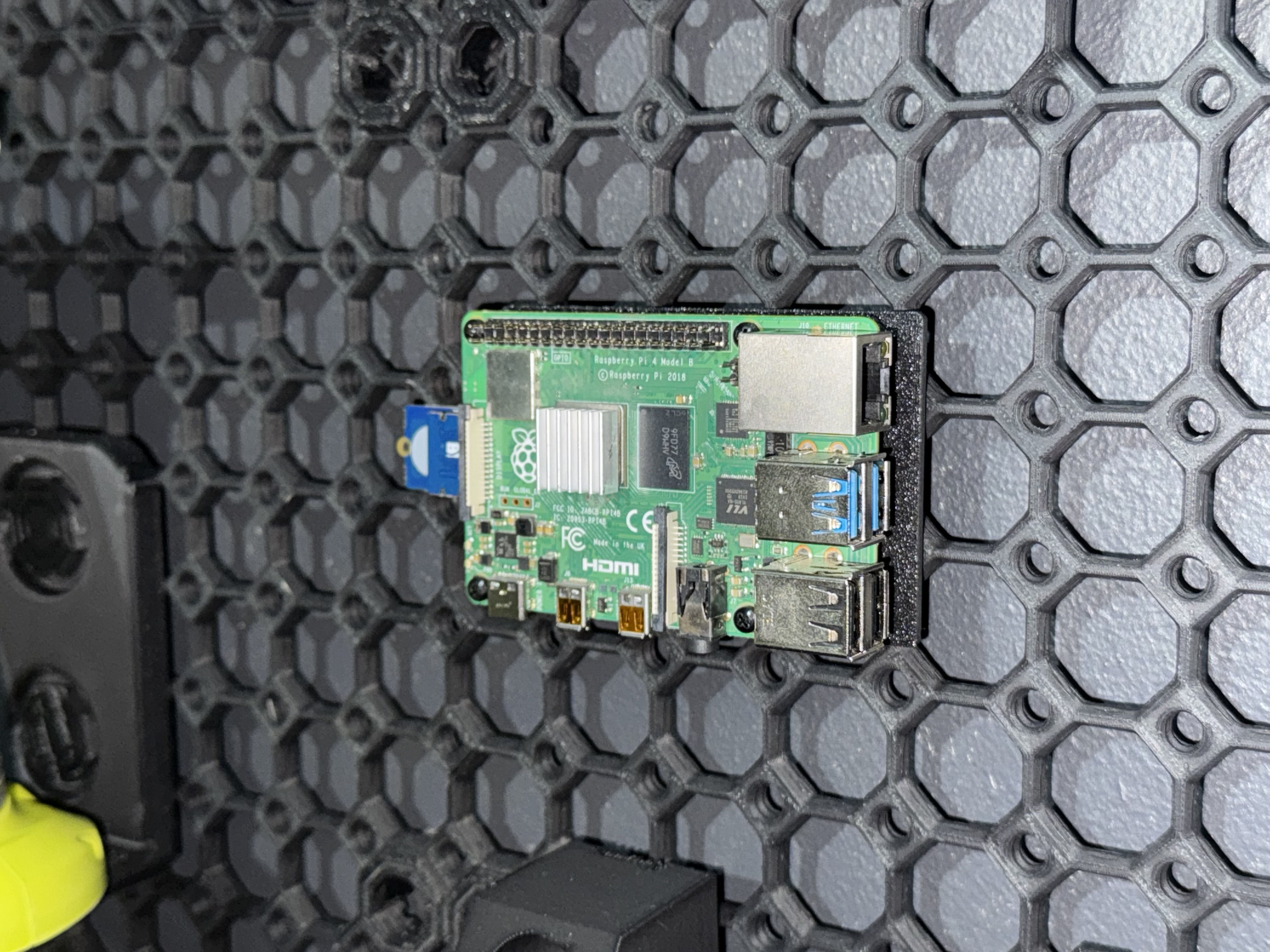 Multiboard - Raspberry Pi 3/4/5 Mount