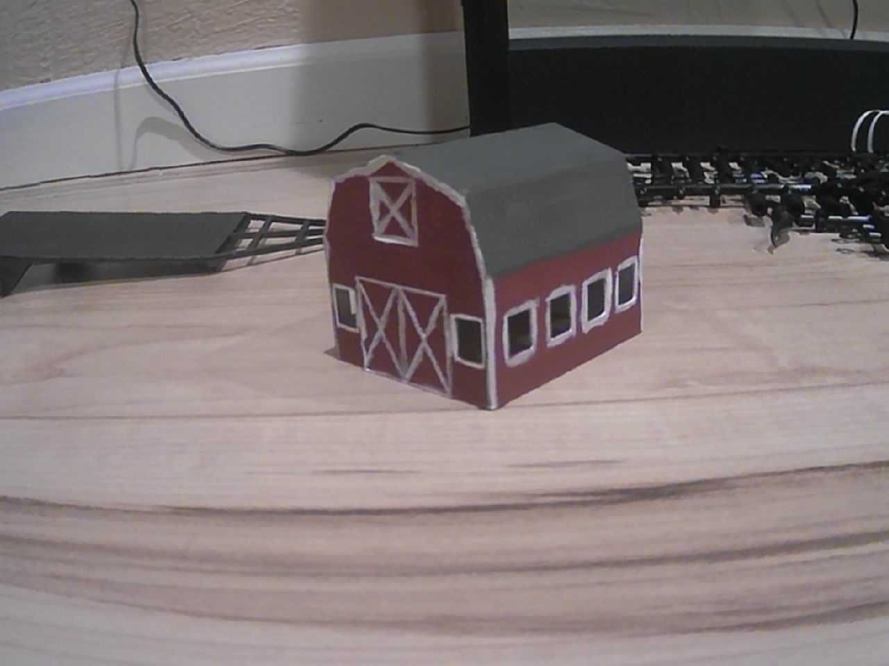 n scale barn — thumbnail 3
