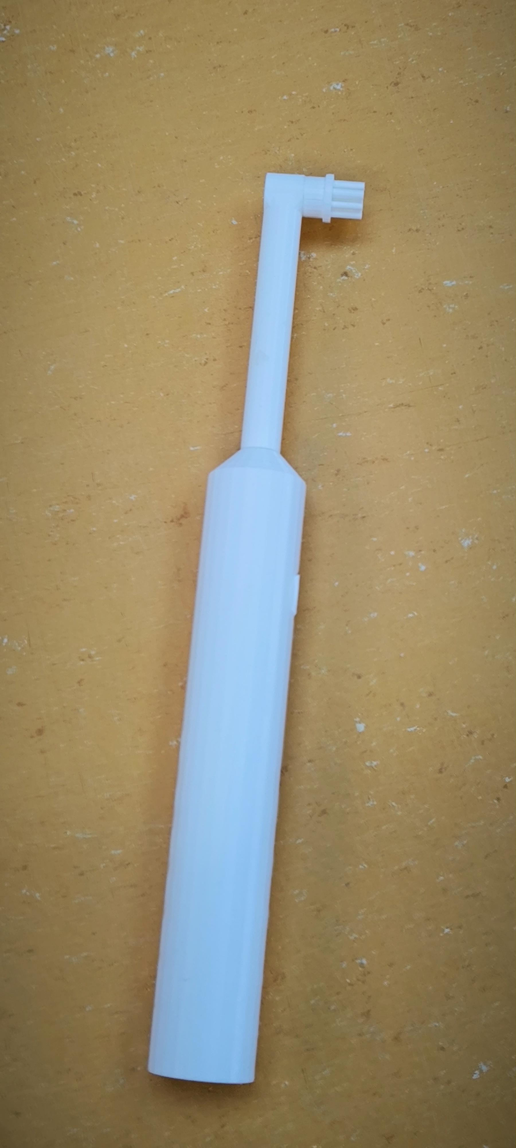E toothbrush - Props — thumbnail 4