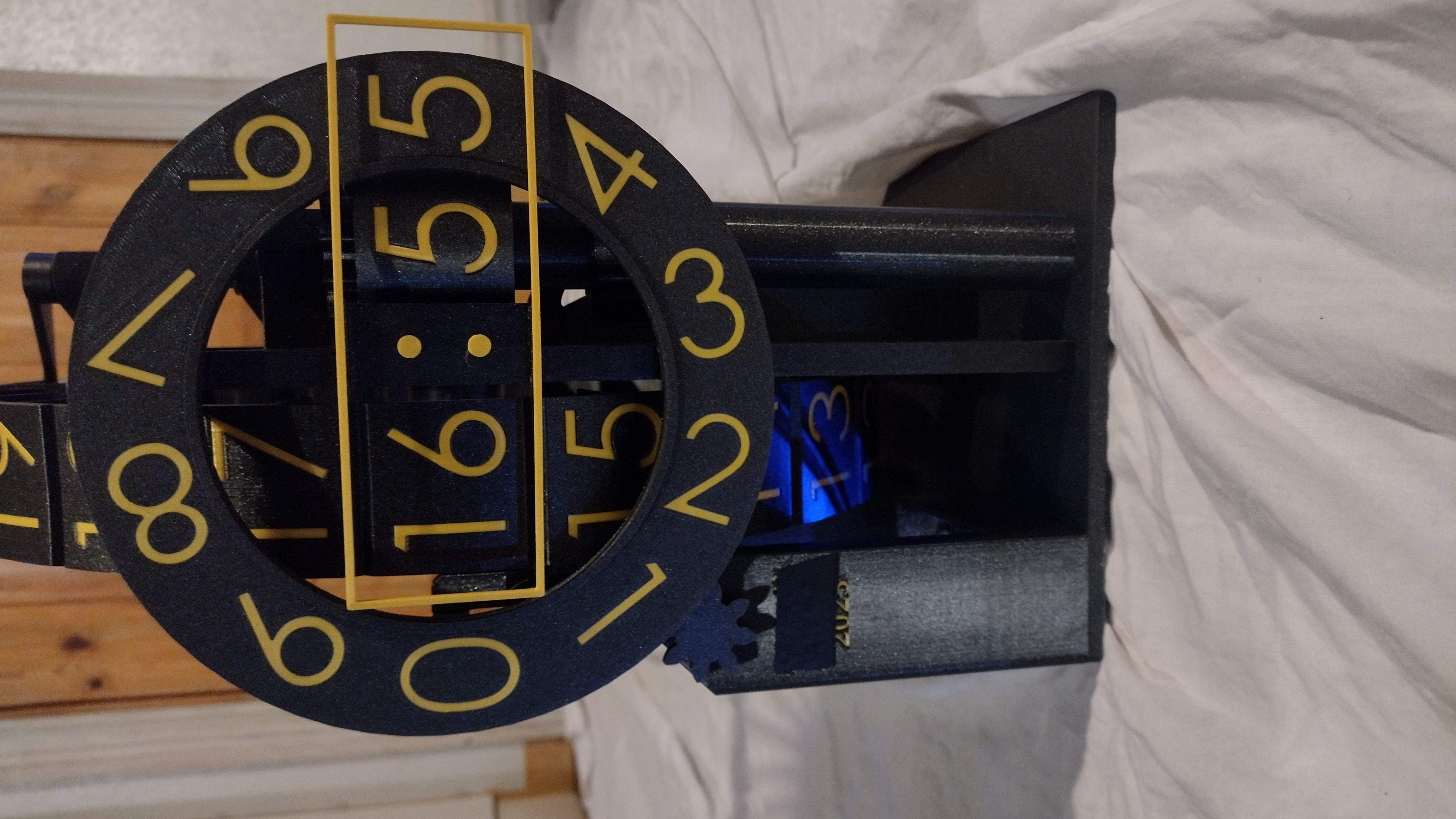 Triaxial Numechron Clock Remake (24h)