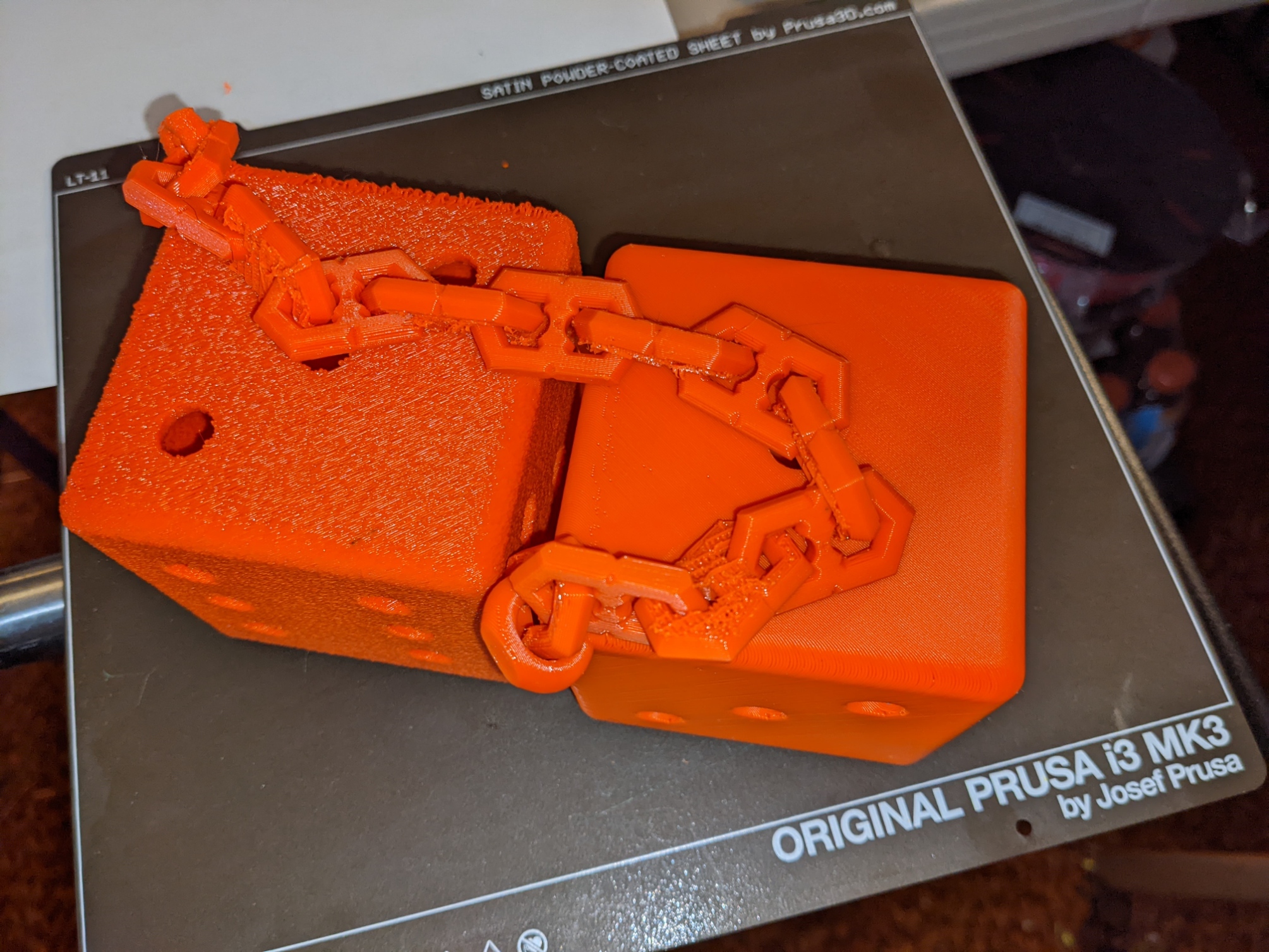 Fuzzy dice by Henry Download free STL model