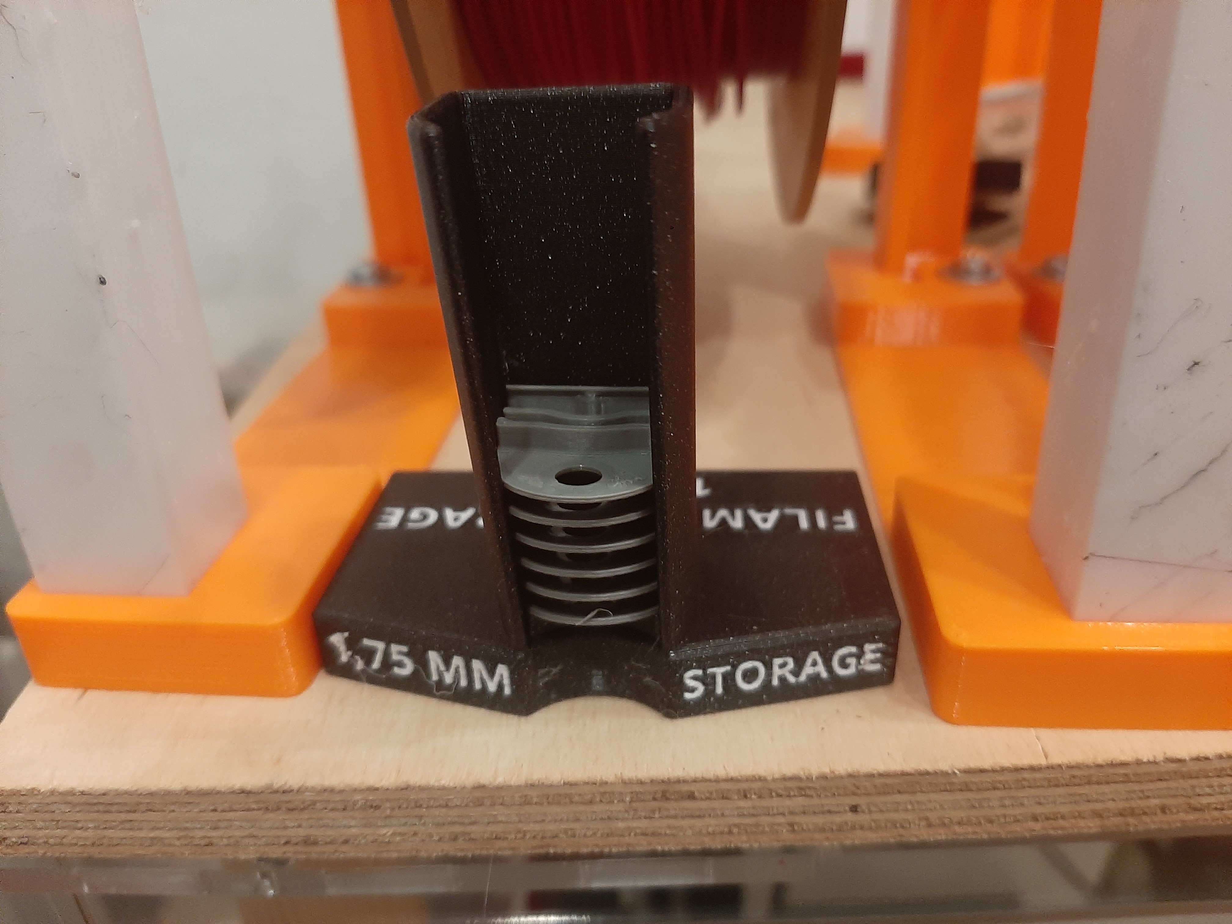 Filamentclip dispenser/Filamentclip Spender