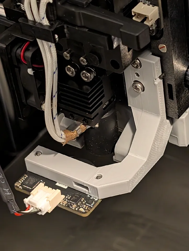 Beacon RevH Front Mount - Qidi Plus 4 (WIP) by Bohnzi | Download