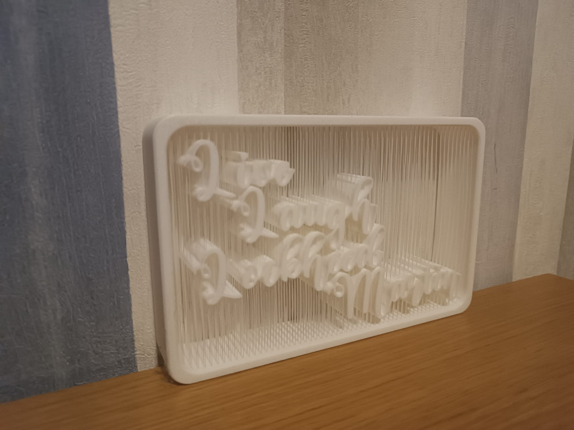 "Canlı, Gül, Lockheed Martin" Askılı İşaret (Sadece Plastik Aparattır!!!) "Canlı, Gül, Lockheed Martin" Askılı İşaret (Sadece Plastik Aparattır!!!)