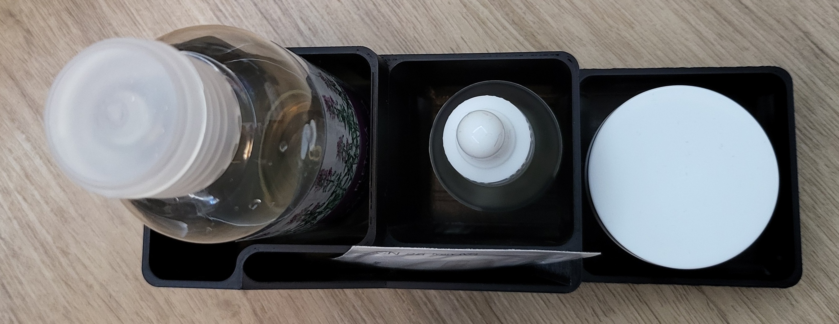 Cosmetics organizer — thumbnail 9