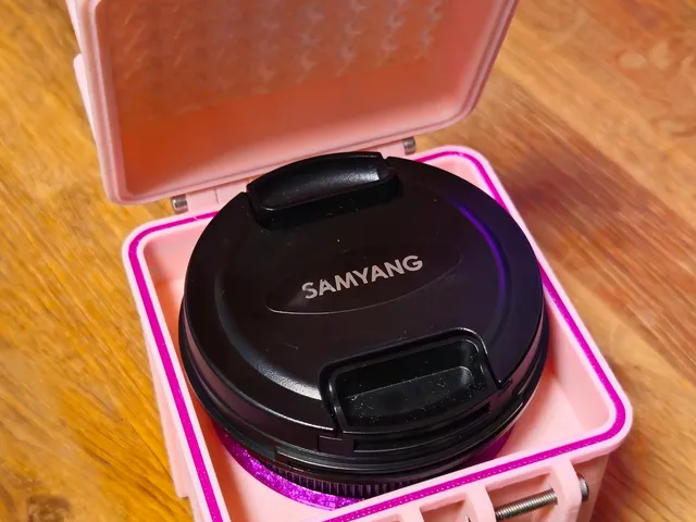 Samyang/Rokinon 12mm F/2 FX Mount Rugged Box