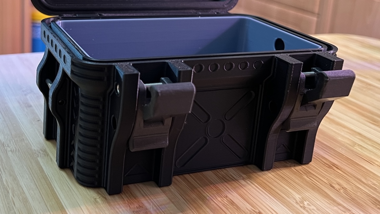 Miniatura 4 do modelo 3D Sci-Fi Box-Lockable