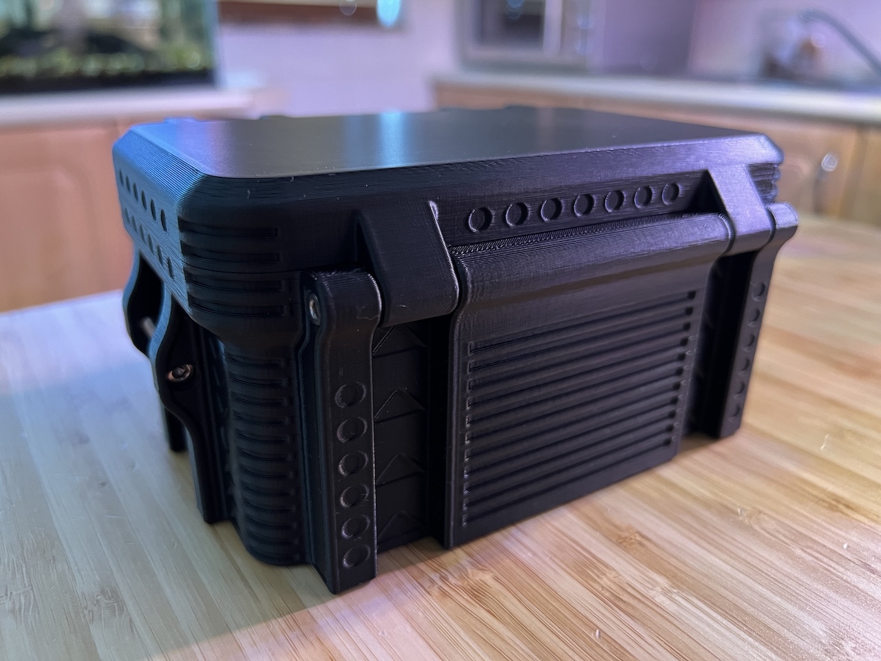 Miniatura 6 do modelo 3D Sci-Fi Box-Lockable